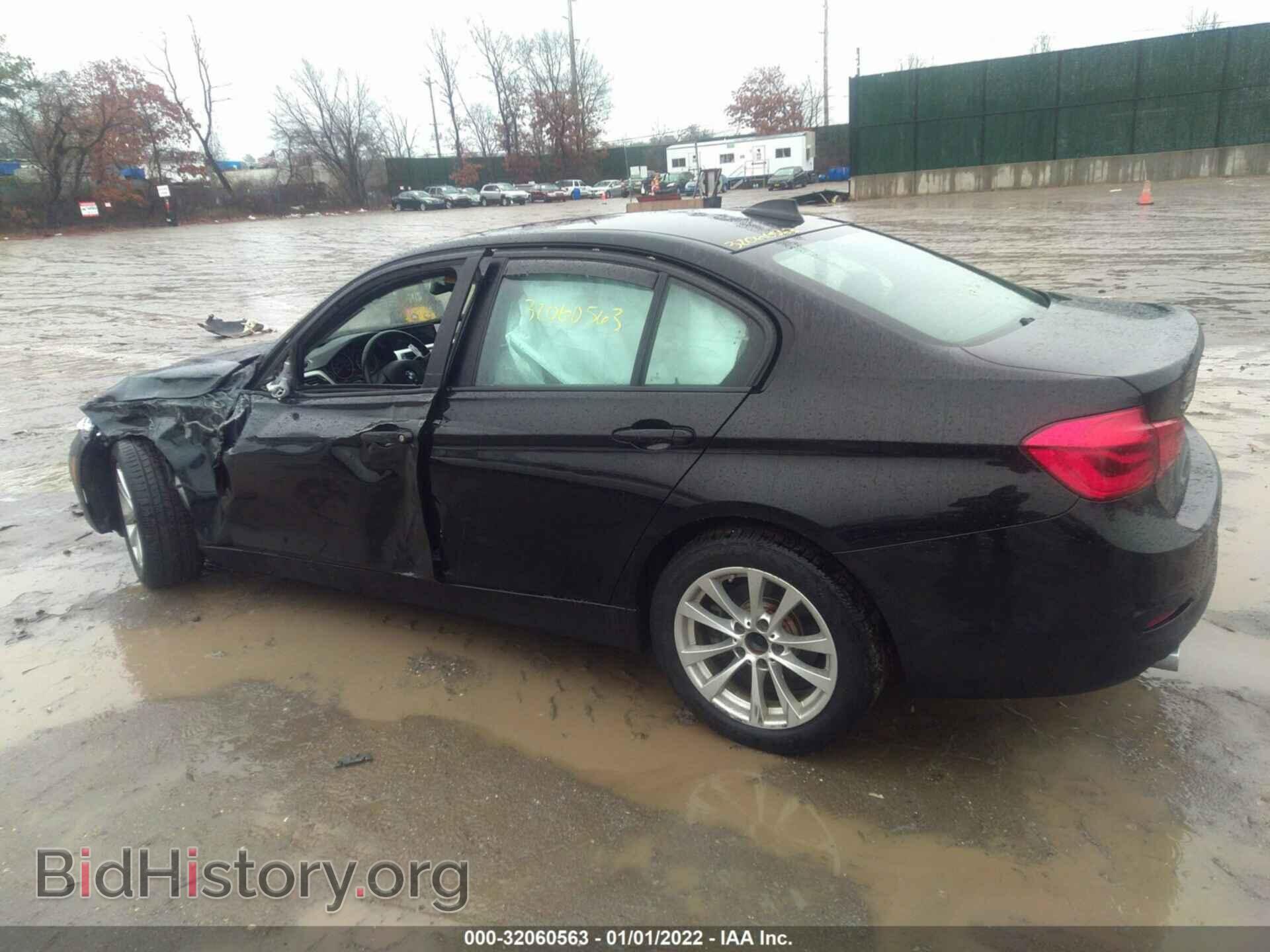 2016 BMW 3 SERIES - VIN: WBA8E5G50GNU19155 - Фото 3