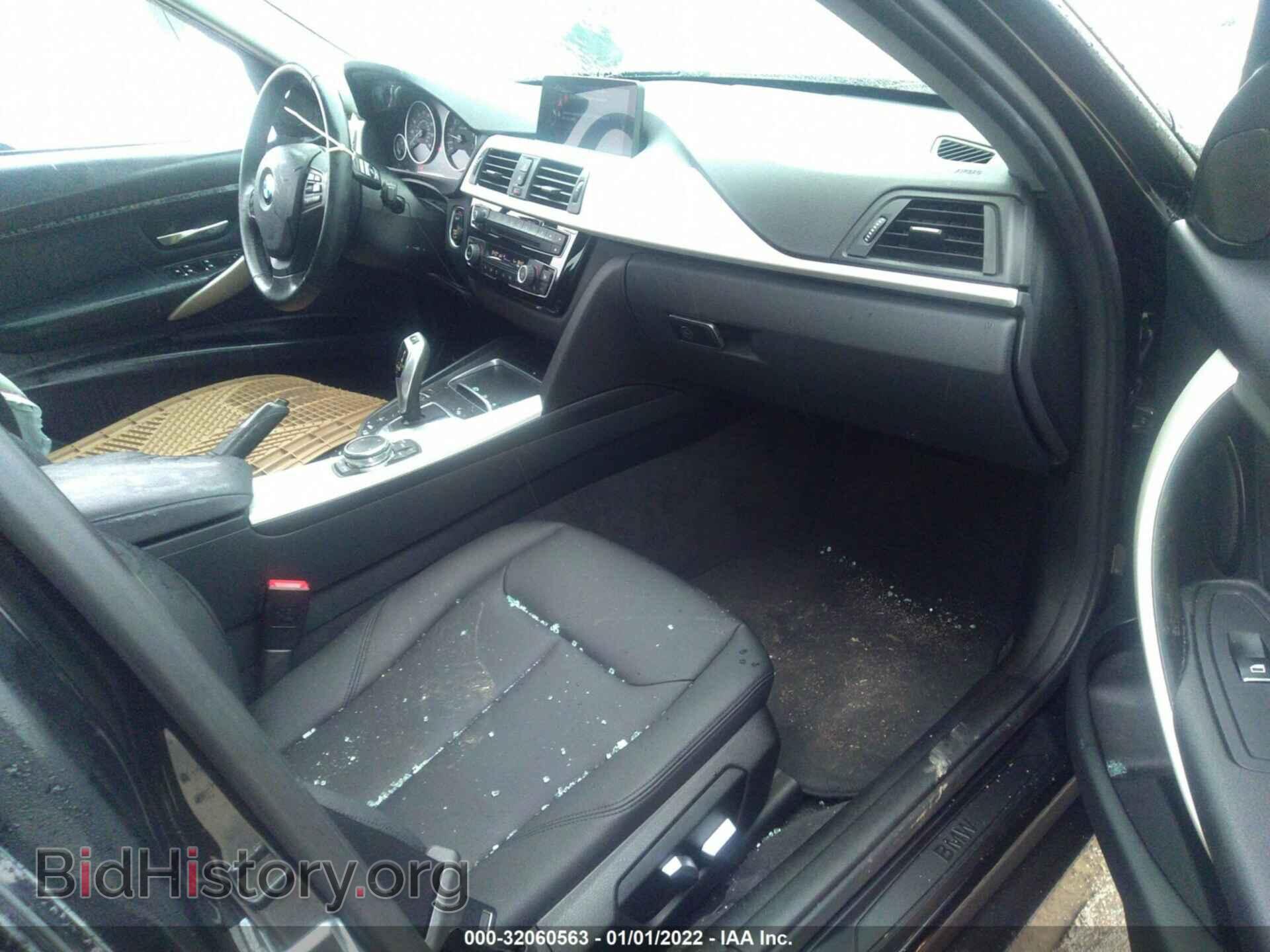 2016 BMW 3 SERIES - VIN: WBA8E5G50GNU19155 - Фото 5