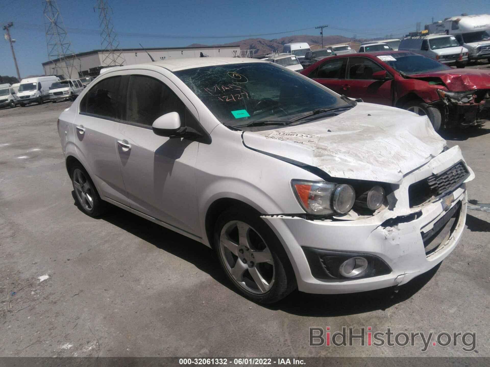 Photo 1G1JE5SG8E4127097 - CHEVROLET SONIC 2014