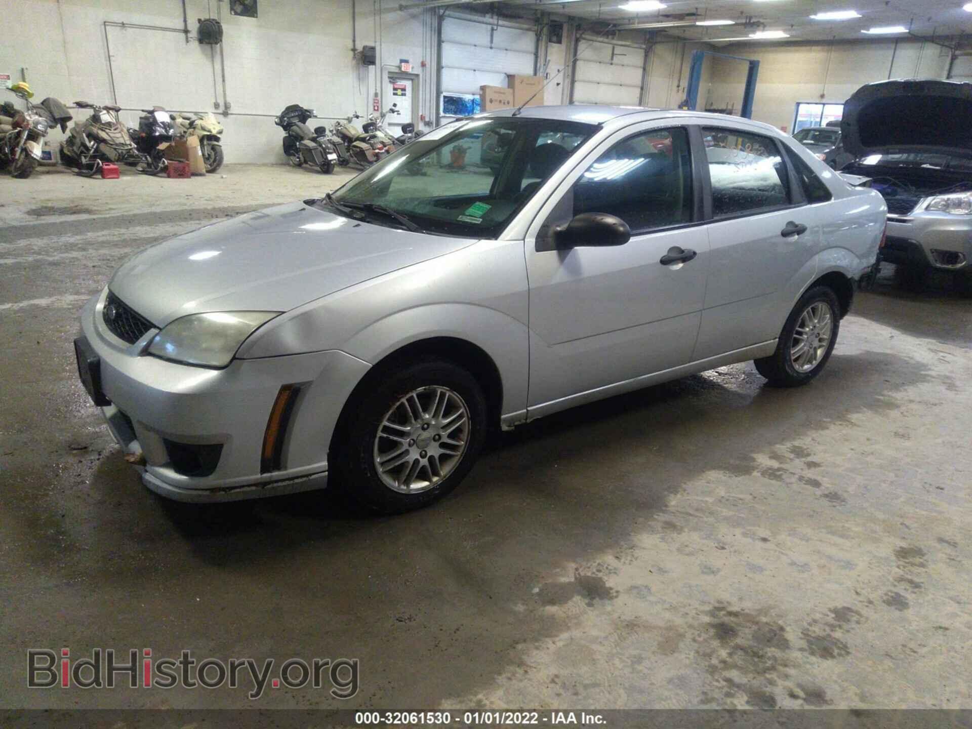 2007 FORD FOCUS - VIN: 1FAHP34N27W120174 - Фото 2