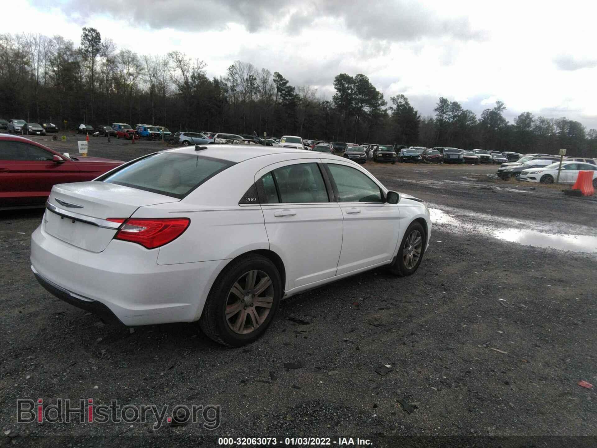 2013 CHRYSLER 200 - VIN: 1C3CCBBB0DN601128 - Фото 4