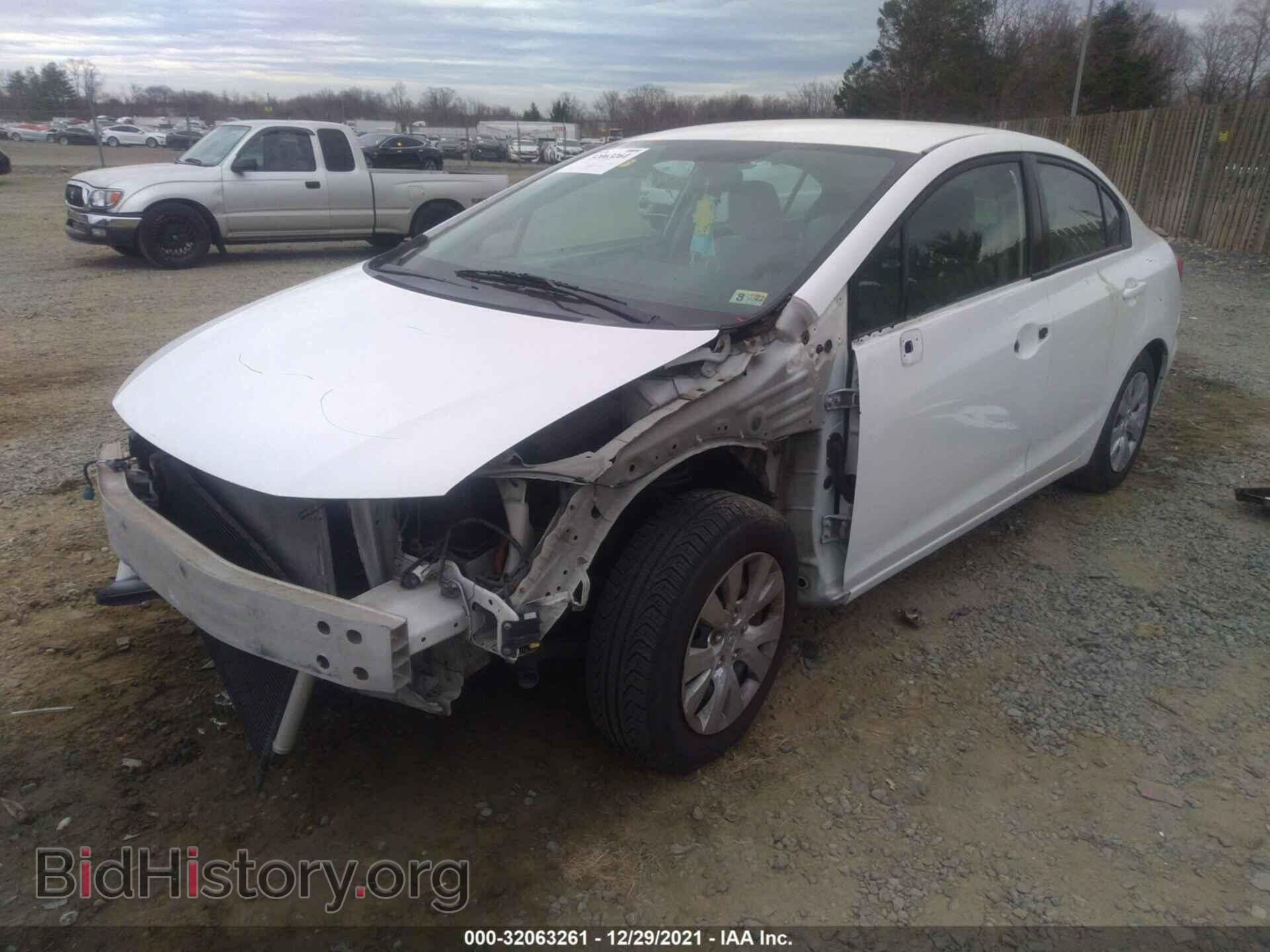 2012 HONDA CIVIC SDN - VIN: 2HGFB2F54CH321155 - Фото 2