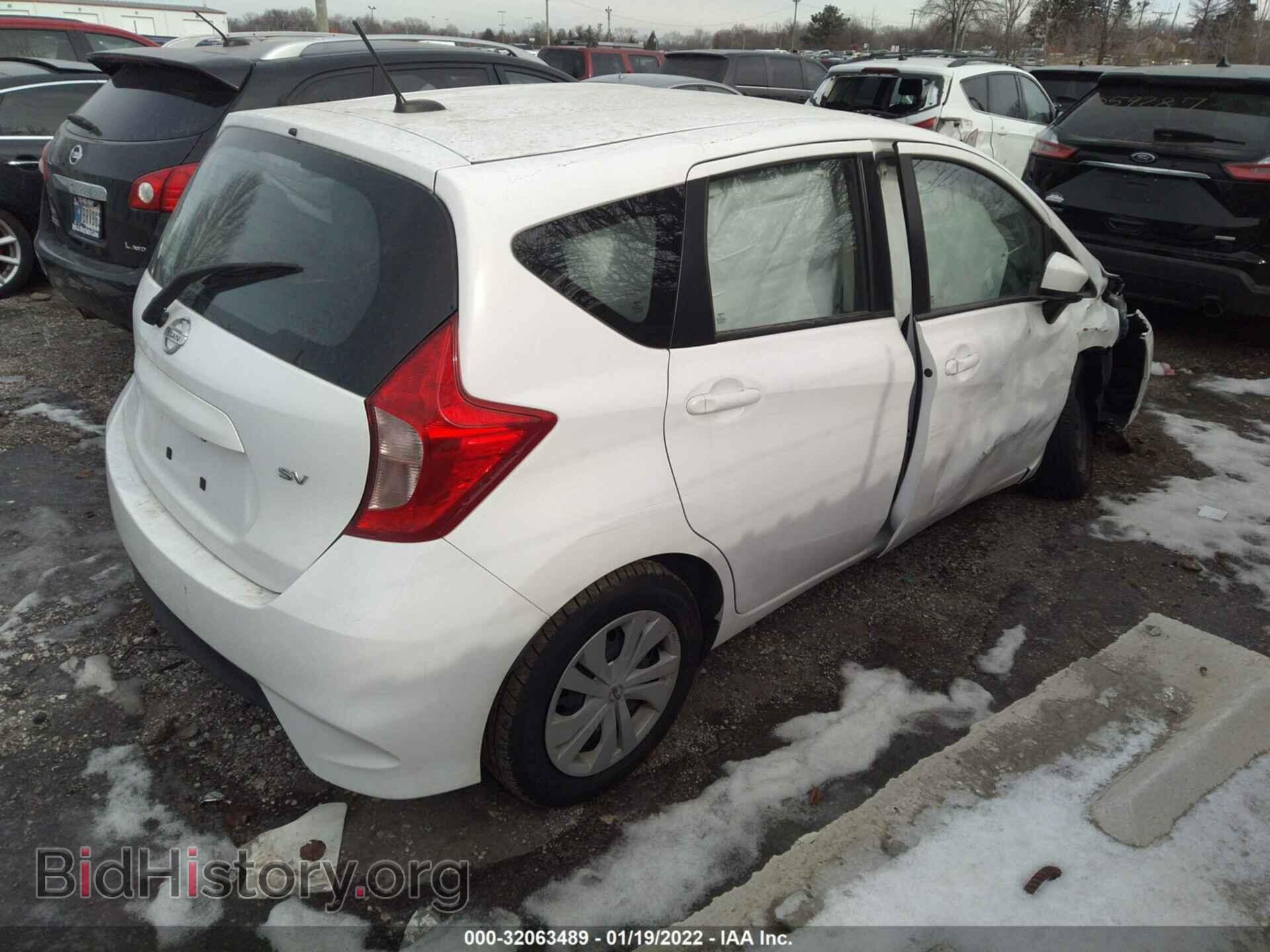 2018 NISSAN VERSA NOTE - VIN: 3N1CE2CP3JL362091 - Фото 4