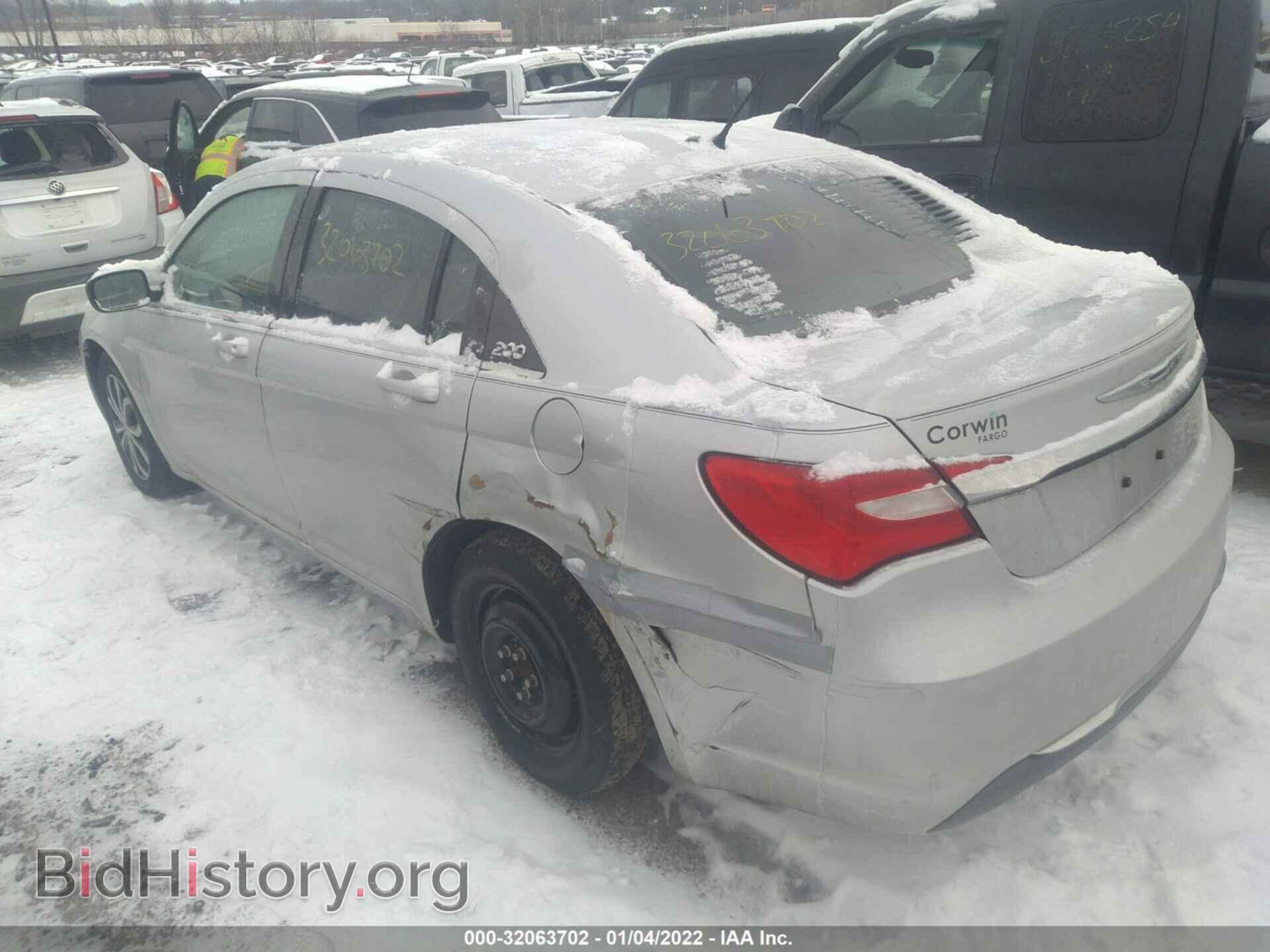 2012 CHRYSLER 200 - VIN: 1C3CCBAB2CN229095 - Photo 3