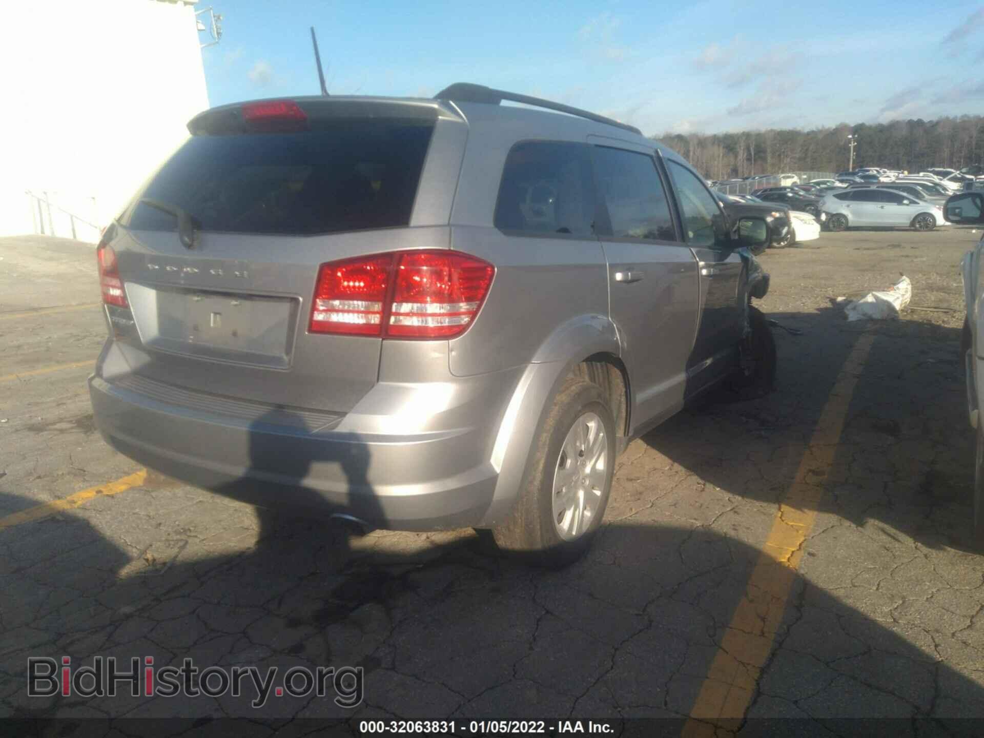 2018 DODGE JOURNEY - VIN: 3C4PDCAB1JT517896 - Фото 4