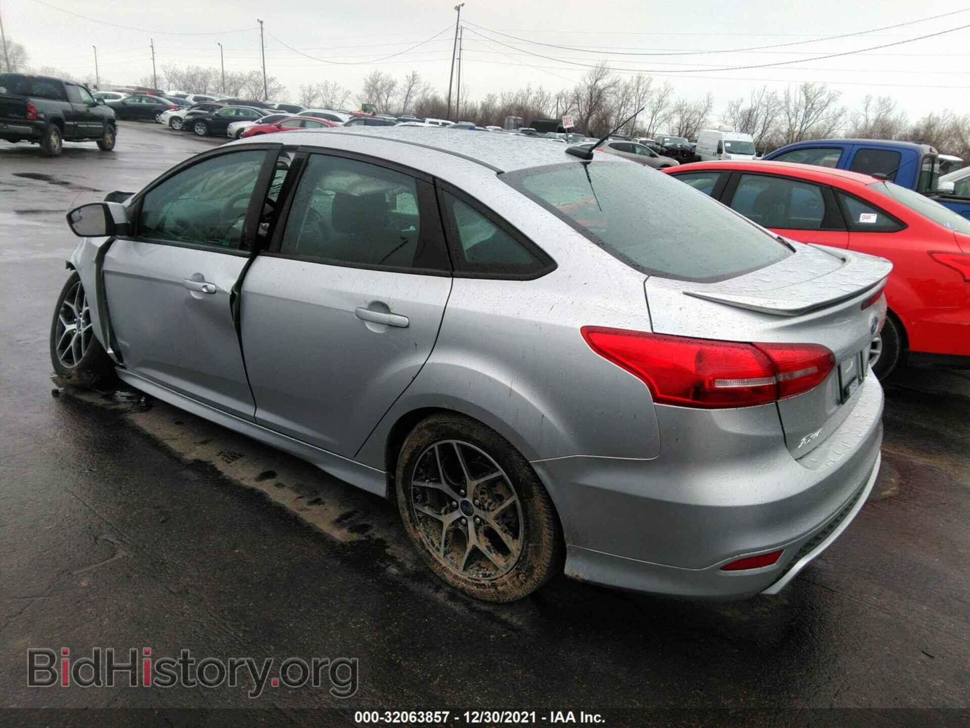 2017 FORD FOCUS - VIN: 1FADP3F21HL321021 - Фото 3