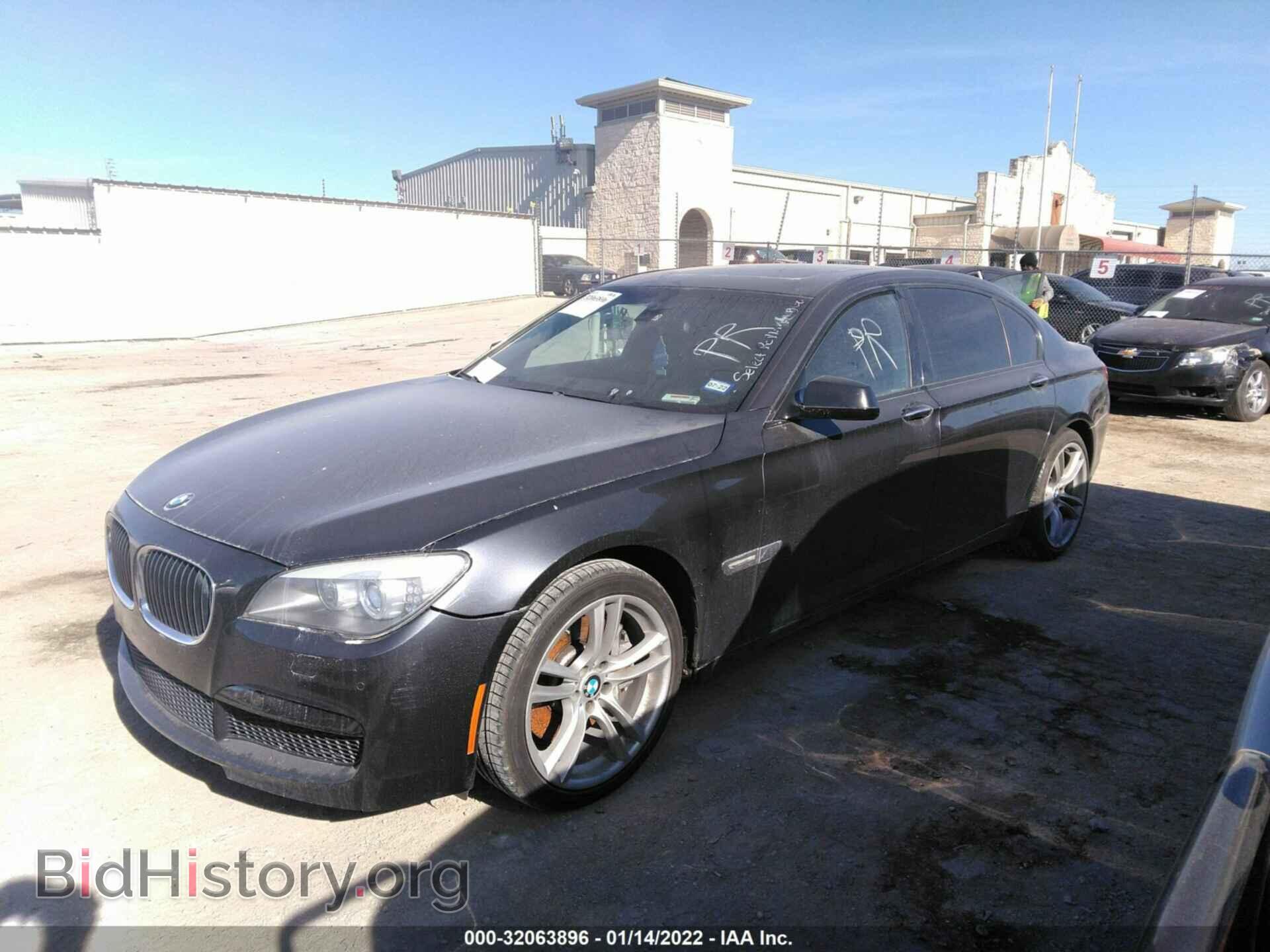 2012 BMW 7 SERIES - VIN: WBAKB8C59CC964458 - Фото 2