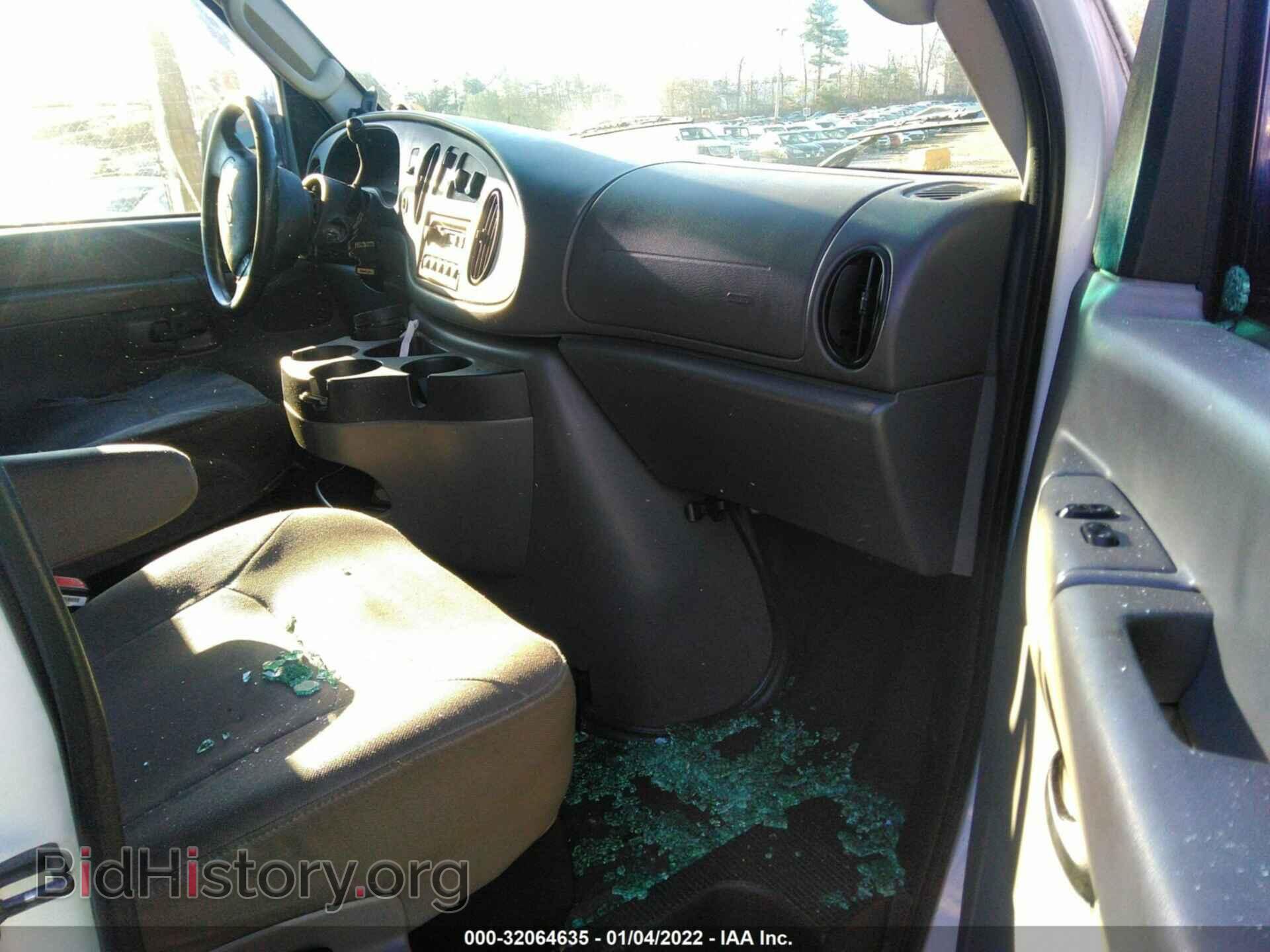 2007 FORD ECONOLINE CARGO VAN - VIN: 1FTNE24WX7DA40669 - Фото 5