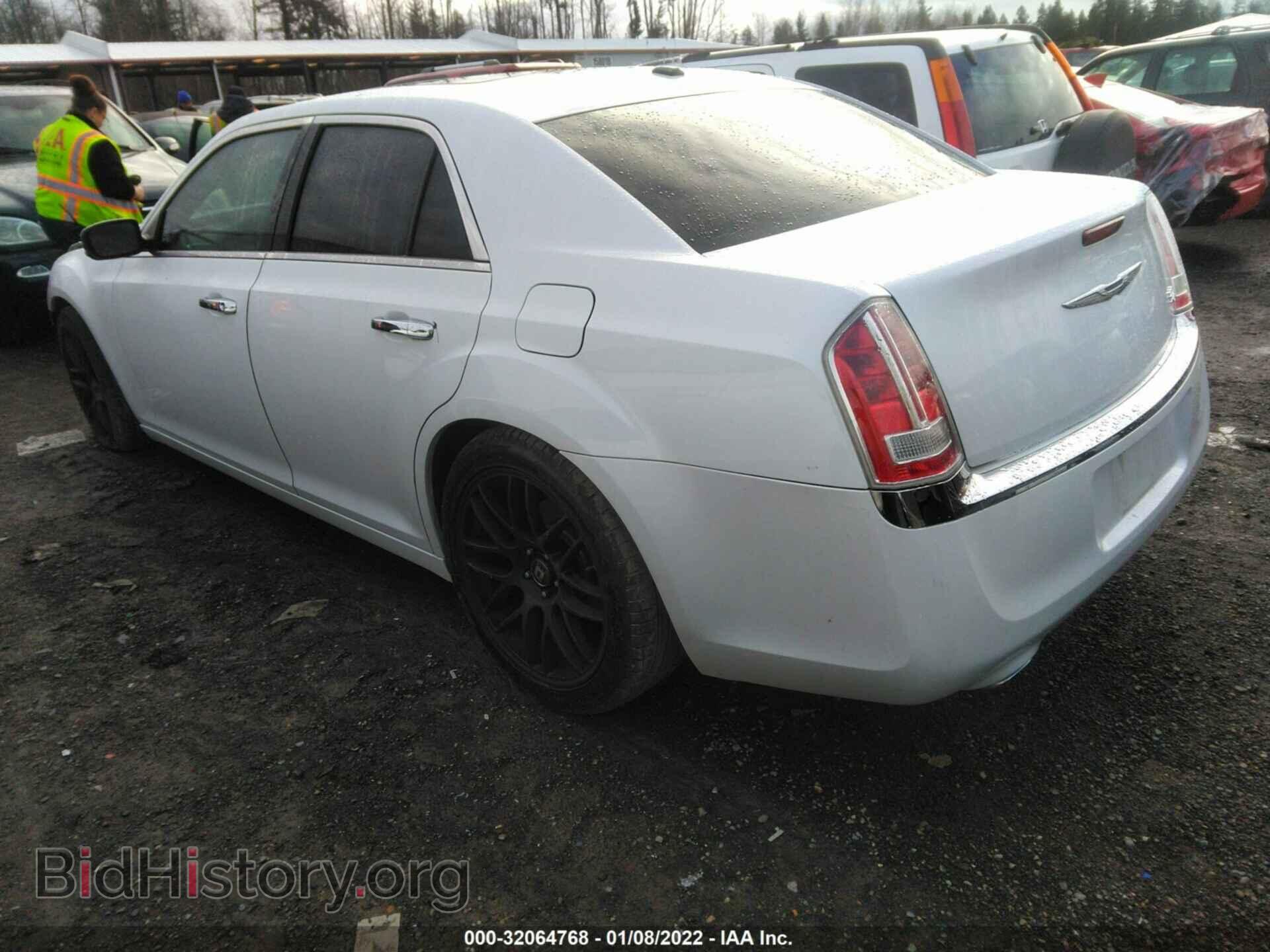 2012 CHRYSLER 300 - VIN: 2C3CCAET3CH138939 - Фото 3