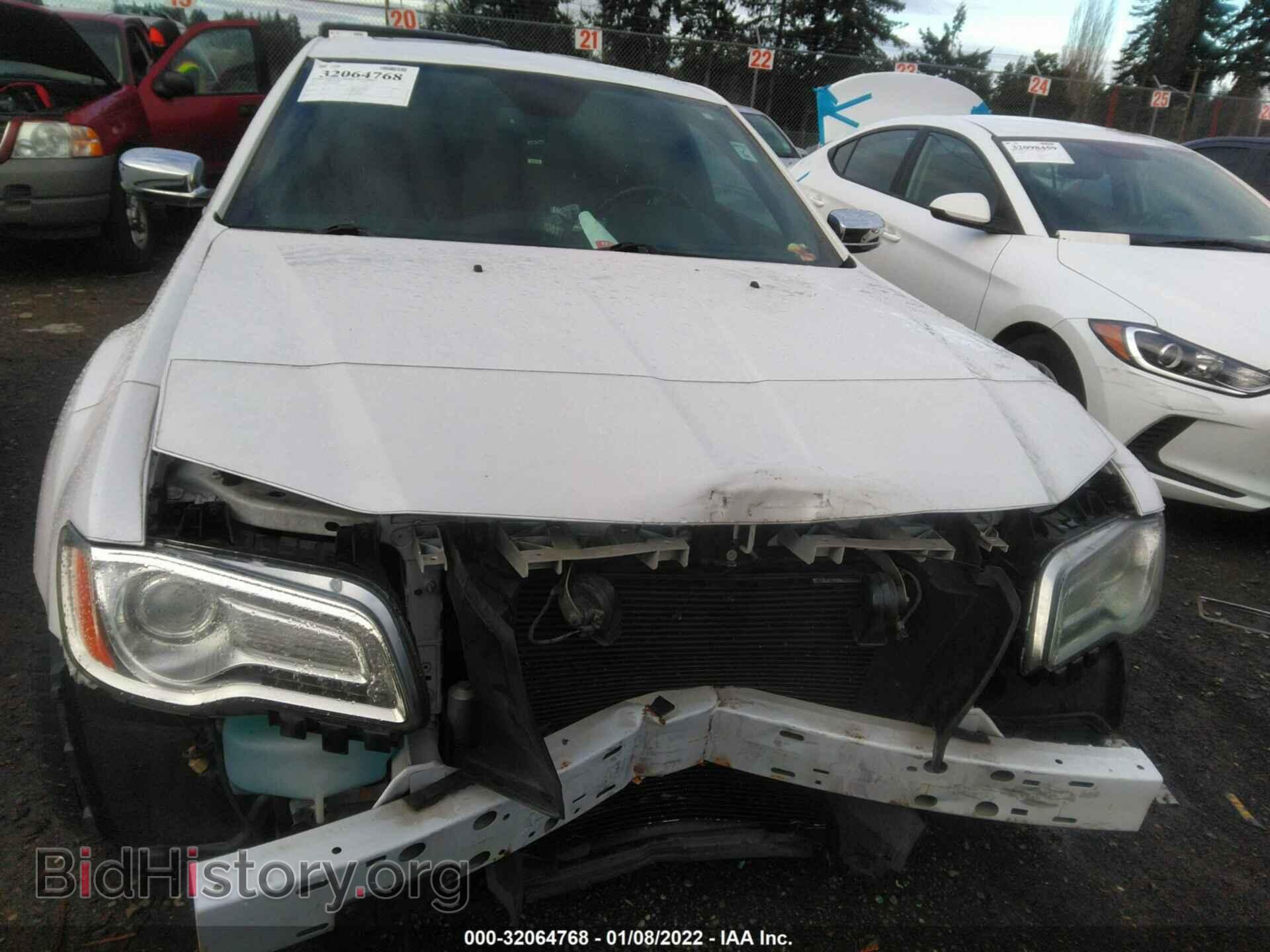 2012 CHRYSLER 300 - VIN: 2C3CCAET3CH138939 - Фото 6