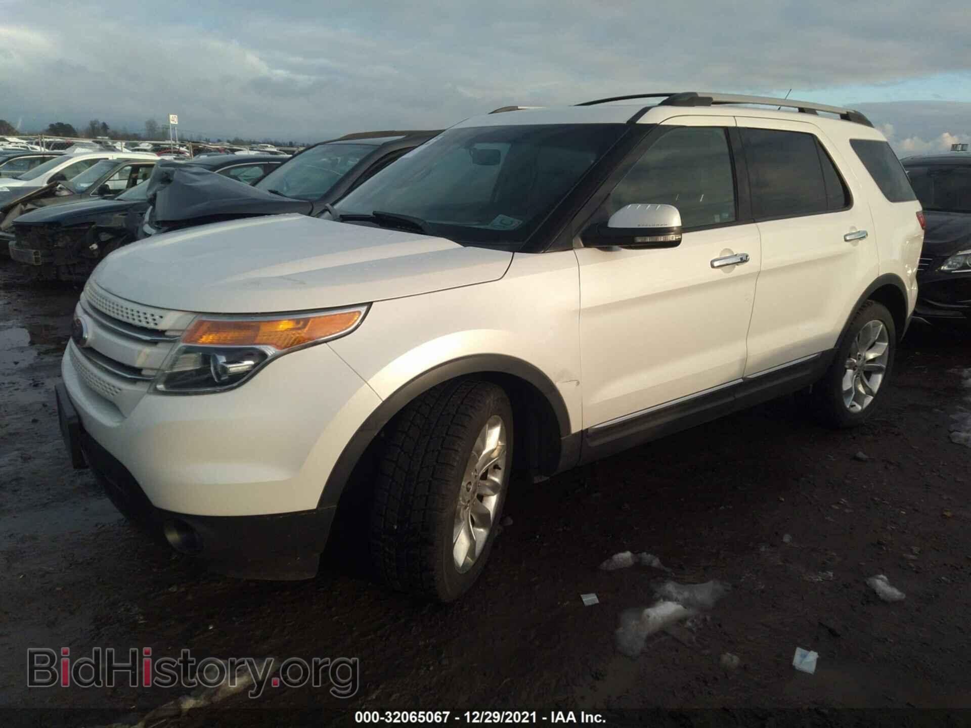 2011 FORD EXPLORER - VIN: 1FMHK8F87BGA61859 - Фото 2
