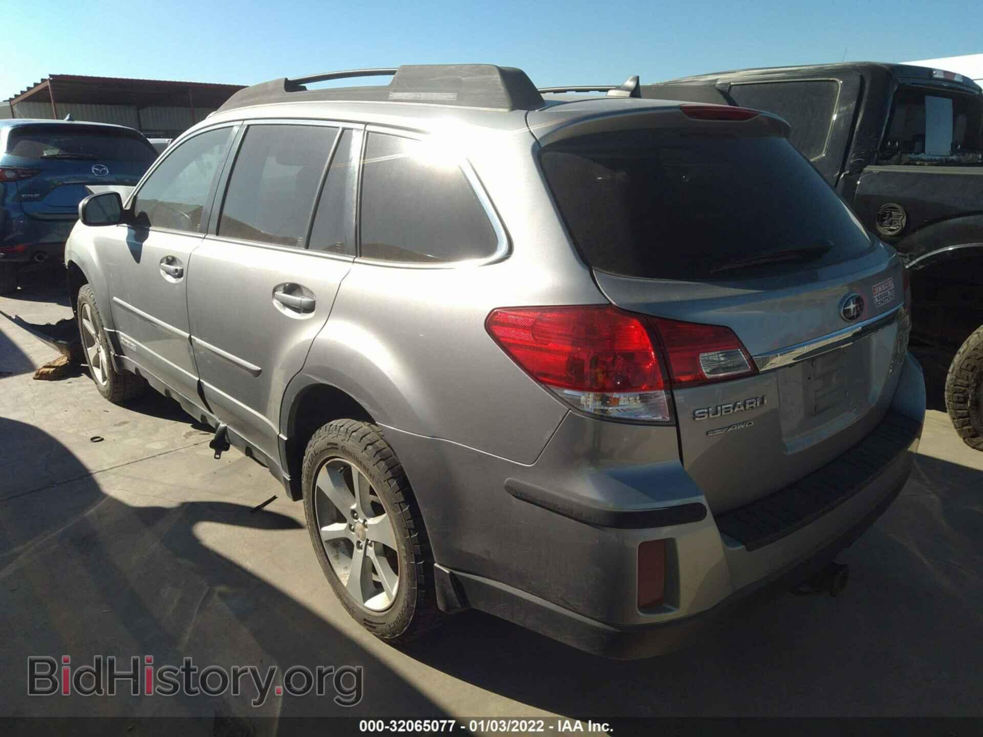 2011 SUBARU OUTBACK - VIN: 4S4BRBLC8B3359092 - Фото 3