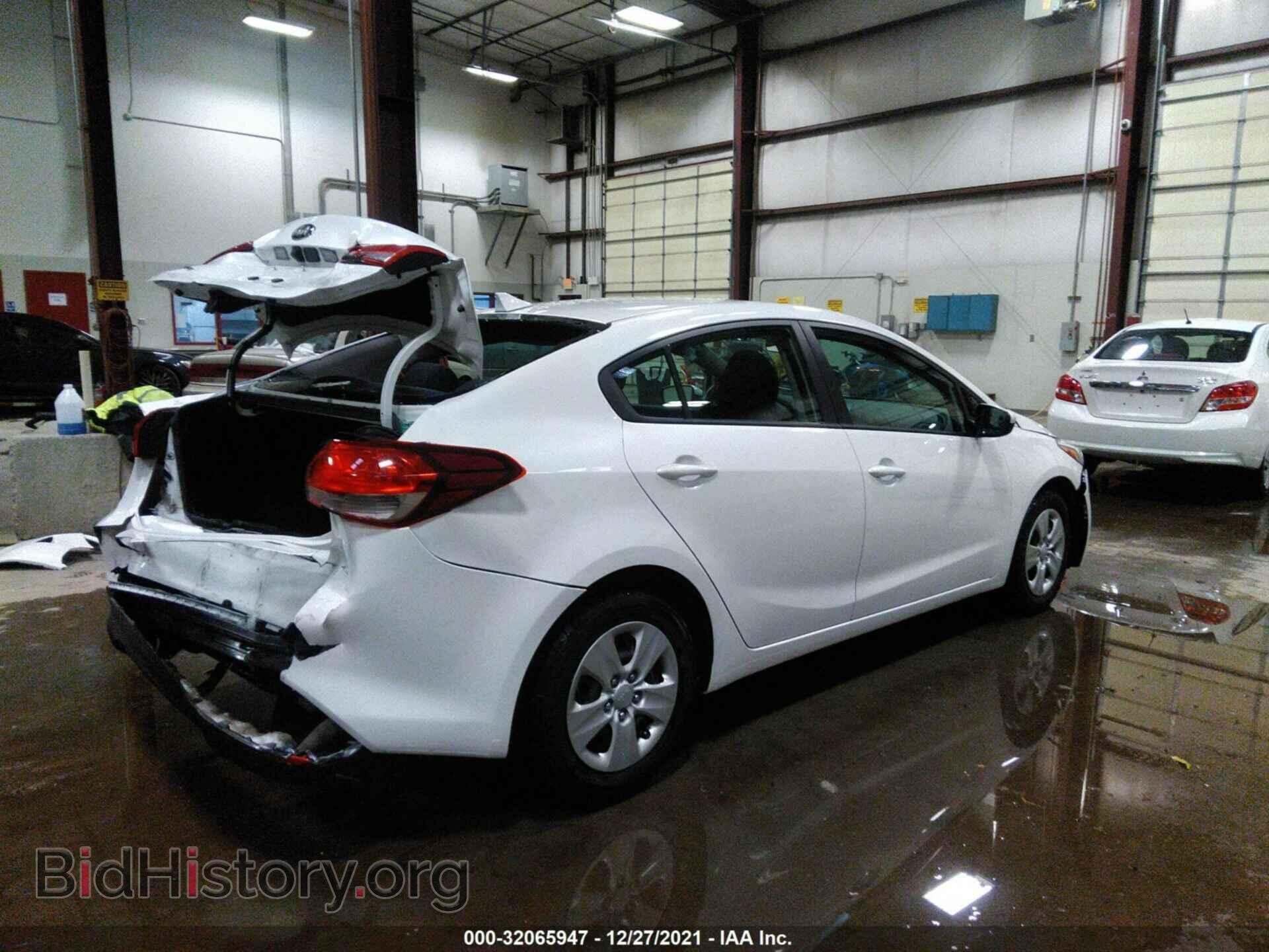 2017 KIA FORTE - VIN: 3KPFL4A76HE149116 - Фото 4