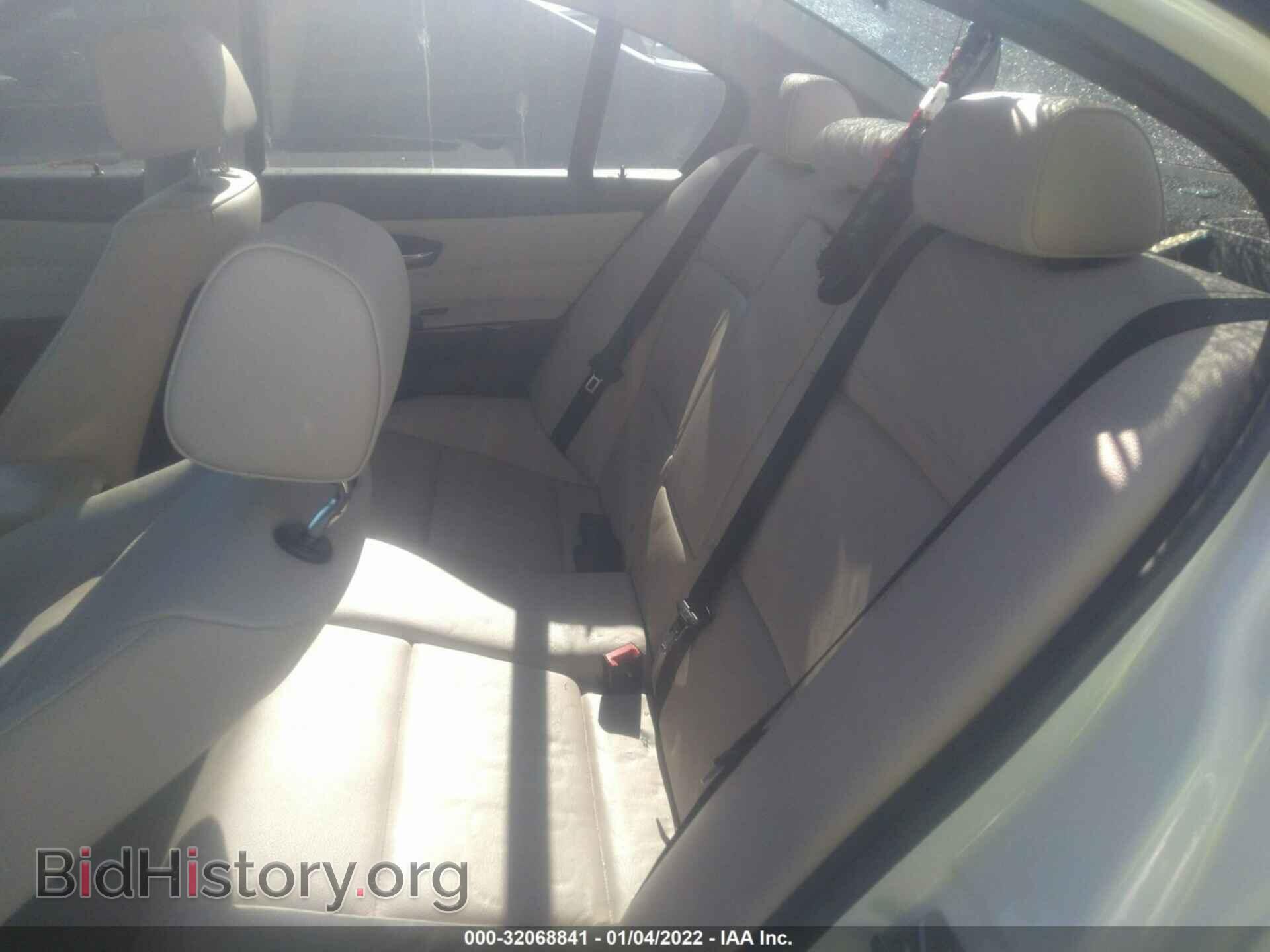 2011 BMW 3 SERIES - VIN: WBAPH7C50BE683585 - Фото 8