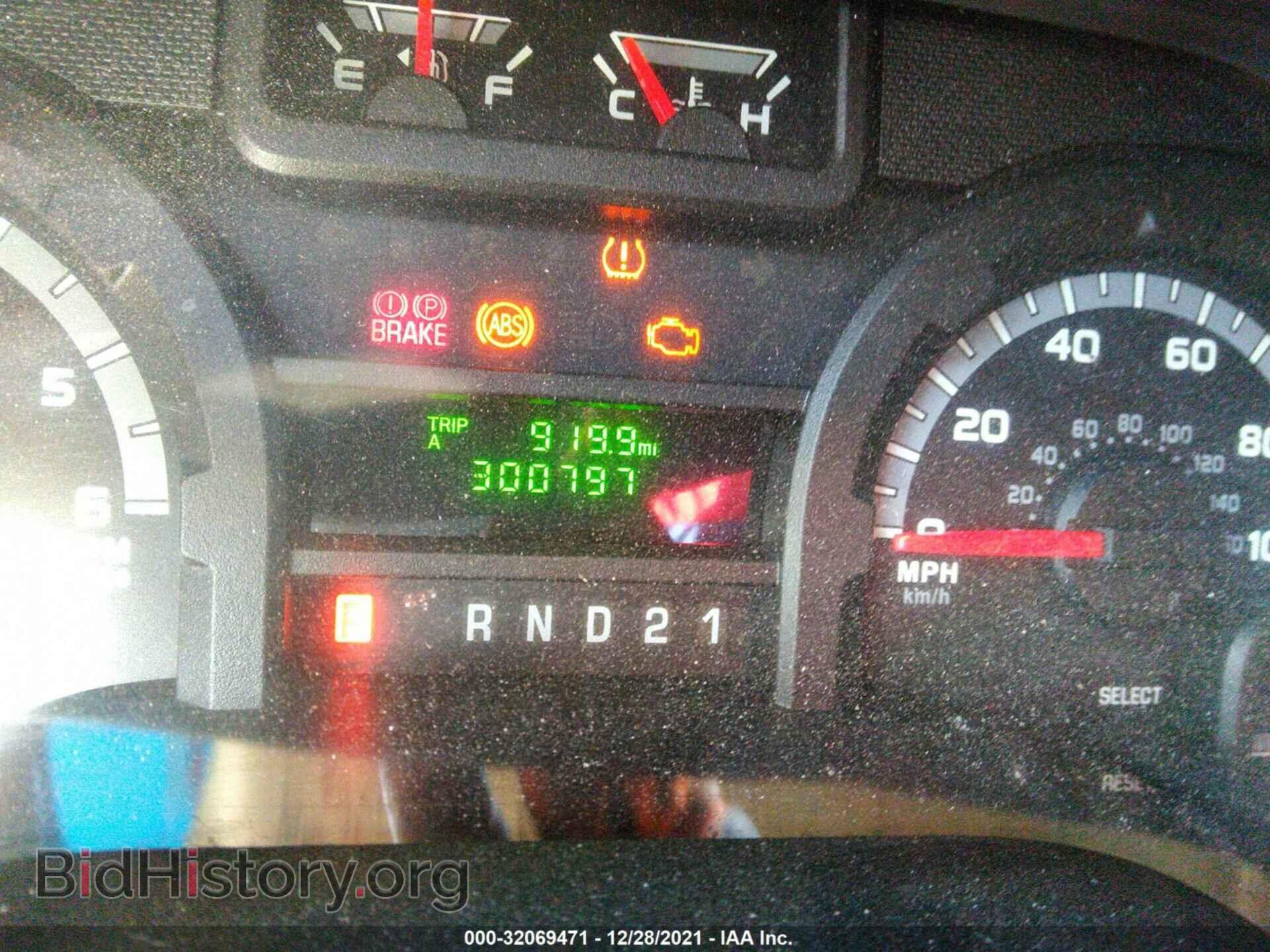 2010 FORD ECONOLINE CARGO VAN - VIN: 1FTNE2EW8ADA76754 - Фото 7