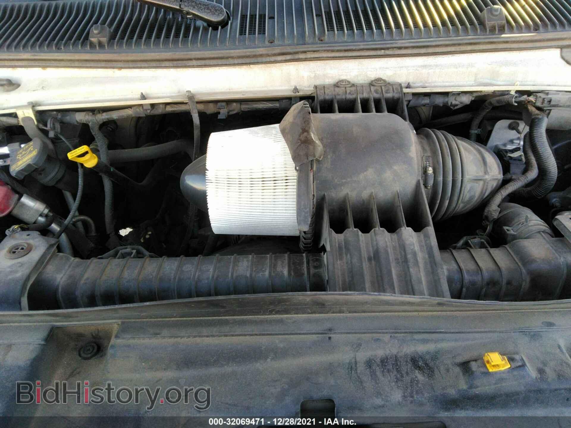 2010 FORD ECONOLINE CARGO VAN - VIN: 1FTNE2EW8ADA76754 - Фото 10