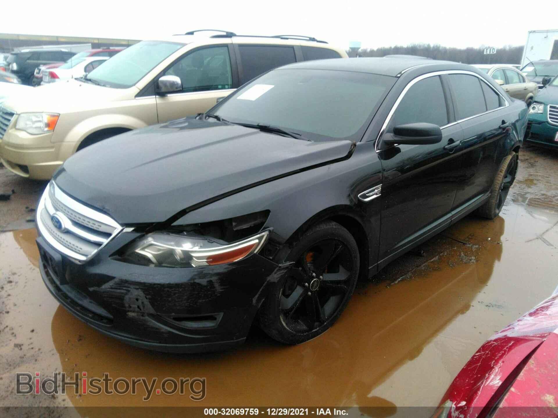 2011 FORD TAURUS - VIN: 1FAHP2HWXBG101744 - Photo 2