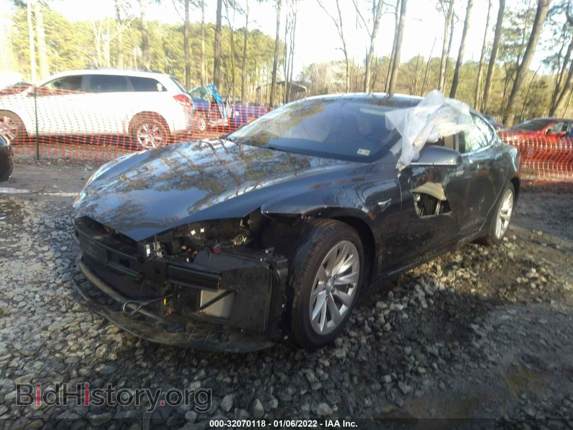 2017 TESLA MODEL S - VIN: 5YJSA1E28HF190536 - Фото 2