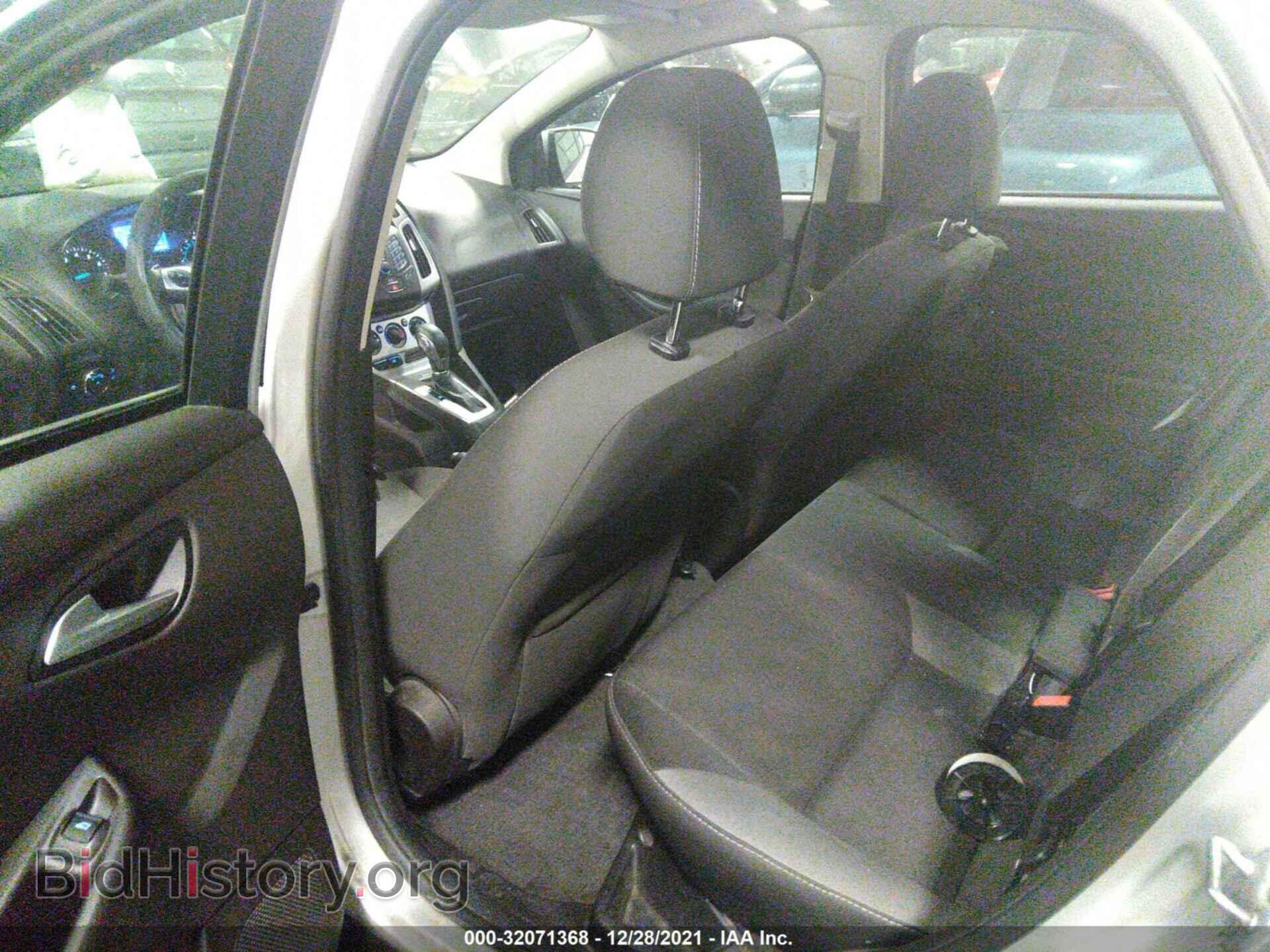 2014 FORD FOCUS - VIN: 1FADP3F28EL157570 - Photo 8