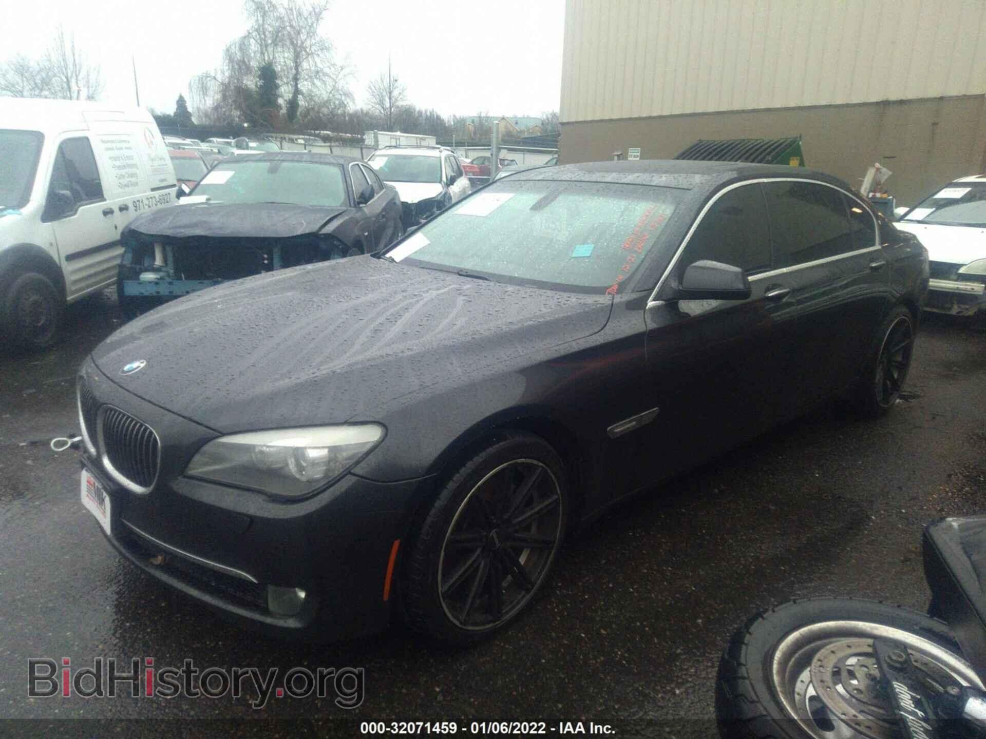 2012 BMW 7 SERIES - VIN: WBAKB4C55CC576796 - Фото 2