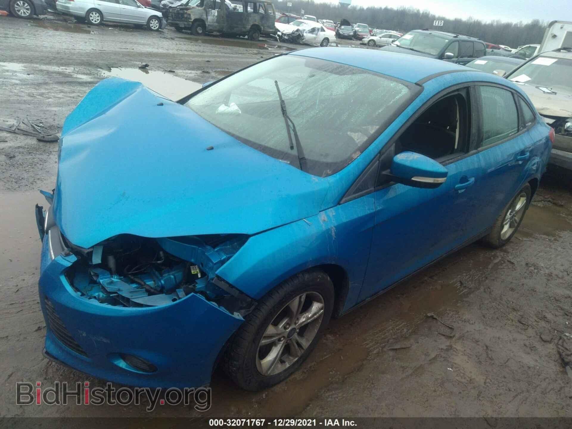 2014 FORD FOCUS - VIN: 1FADP3F21EL438299 - Фото 2