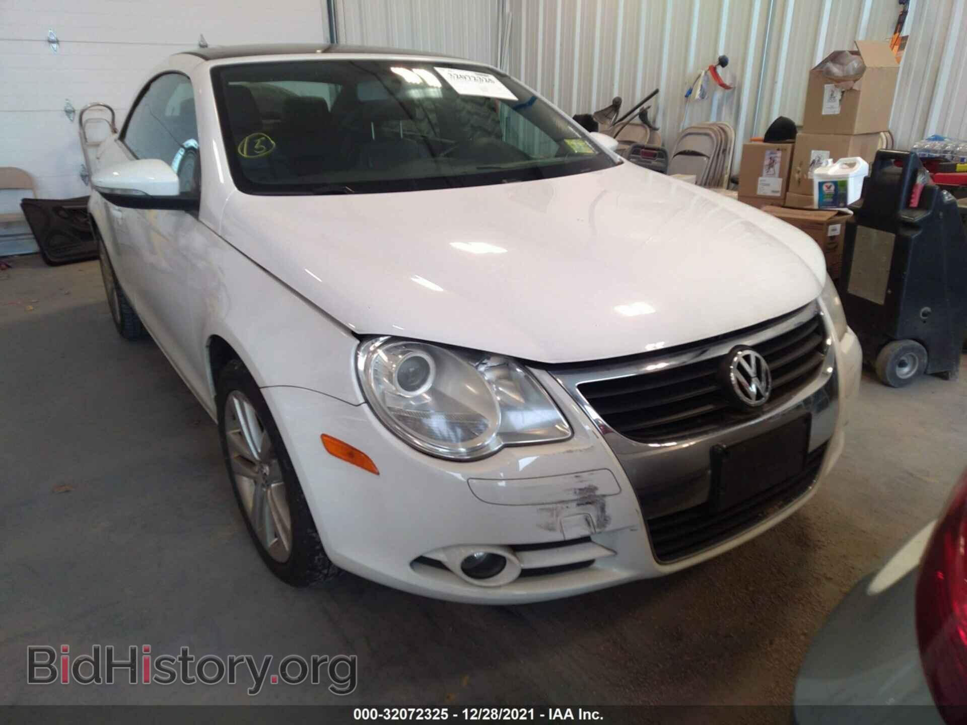 2009 VOLKSWAGEN EOS - VIN: WVWAA71FX9V018762 - Фото 6