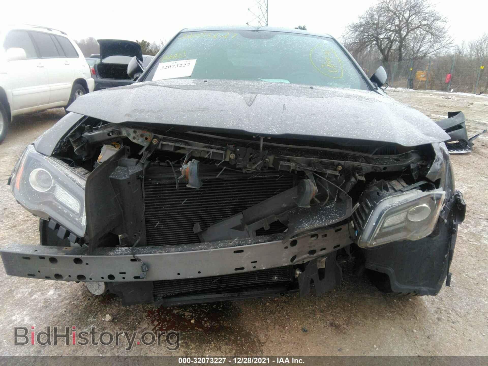 2014 CHRYSLER 300 - VIN: 2C3CCAGG6EH311775 - Фото 6