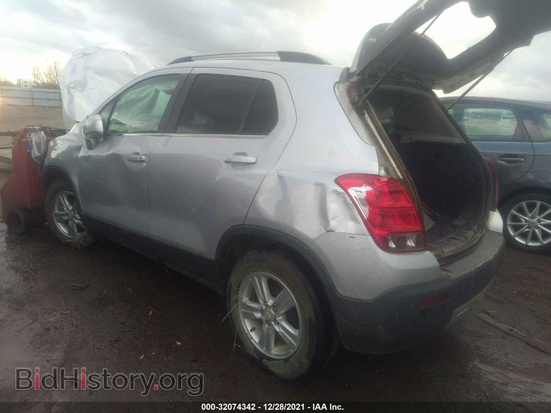 2015 CHEVROLET TRAX - VIN: 3GNCJLSB9FL251404 - Фото 3