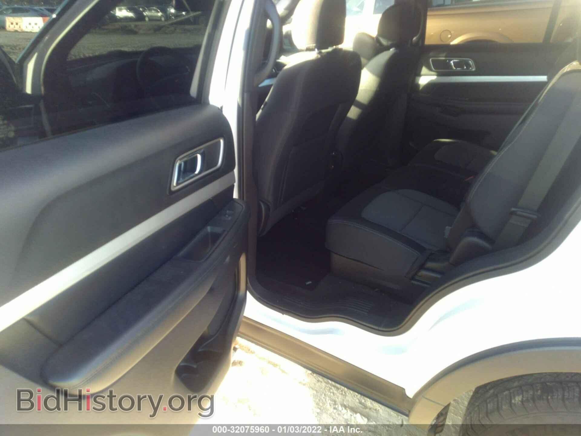 2017 FORD EXPLORER - VIN: 1FM5K7D89HGD15922 - Photo 8