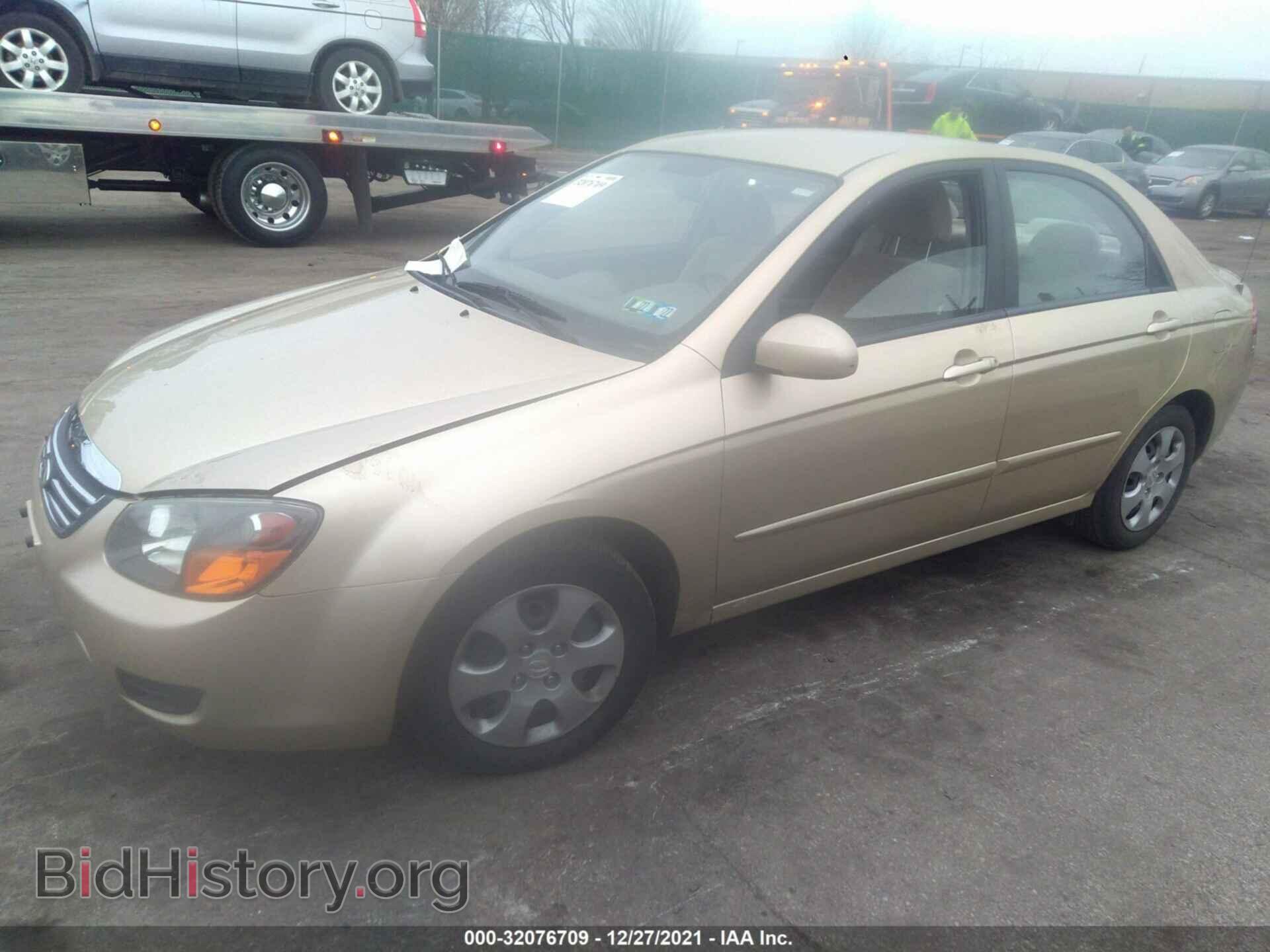 2009 KIA SPECTRA - VIN: KNAFE221095646116 - Фото 2