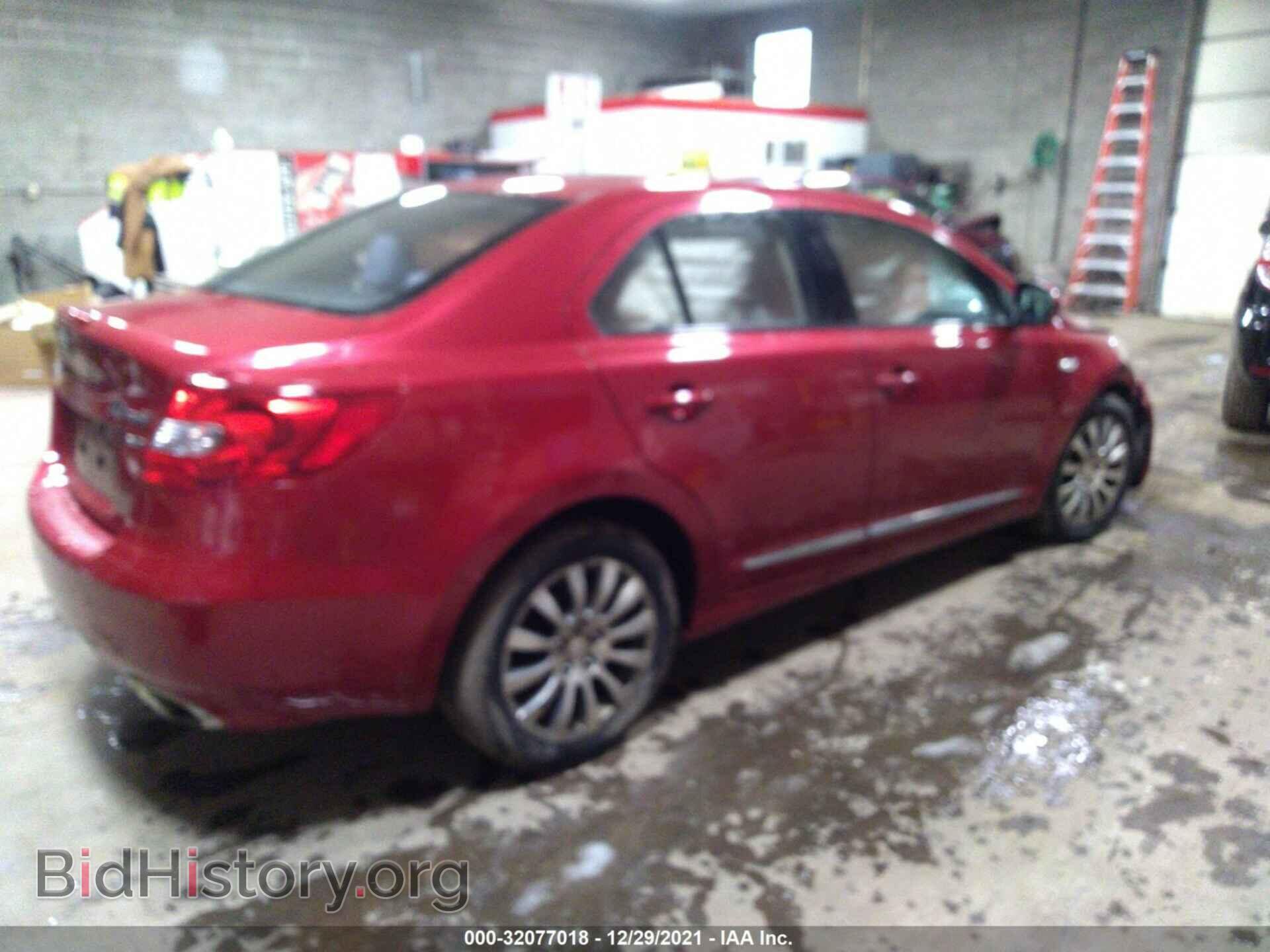 2013 SUZUKI KIZASHI - VIN: JS2RF9A37D6100463 - Photo 4