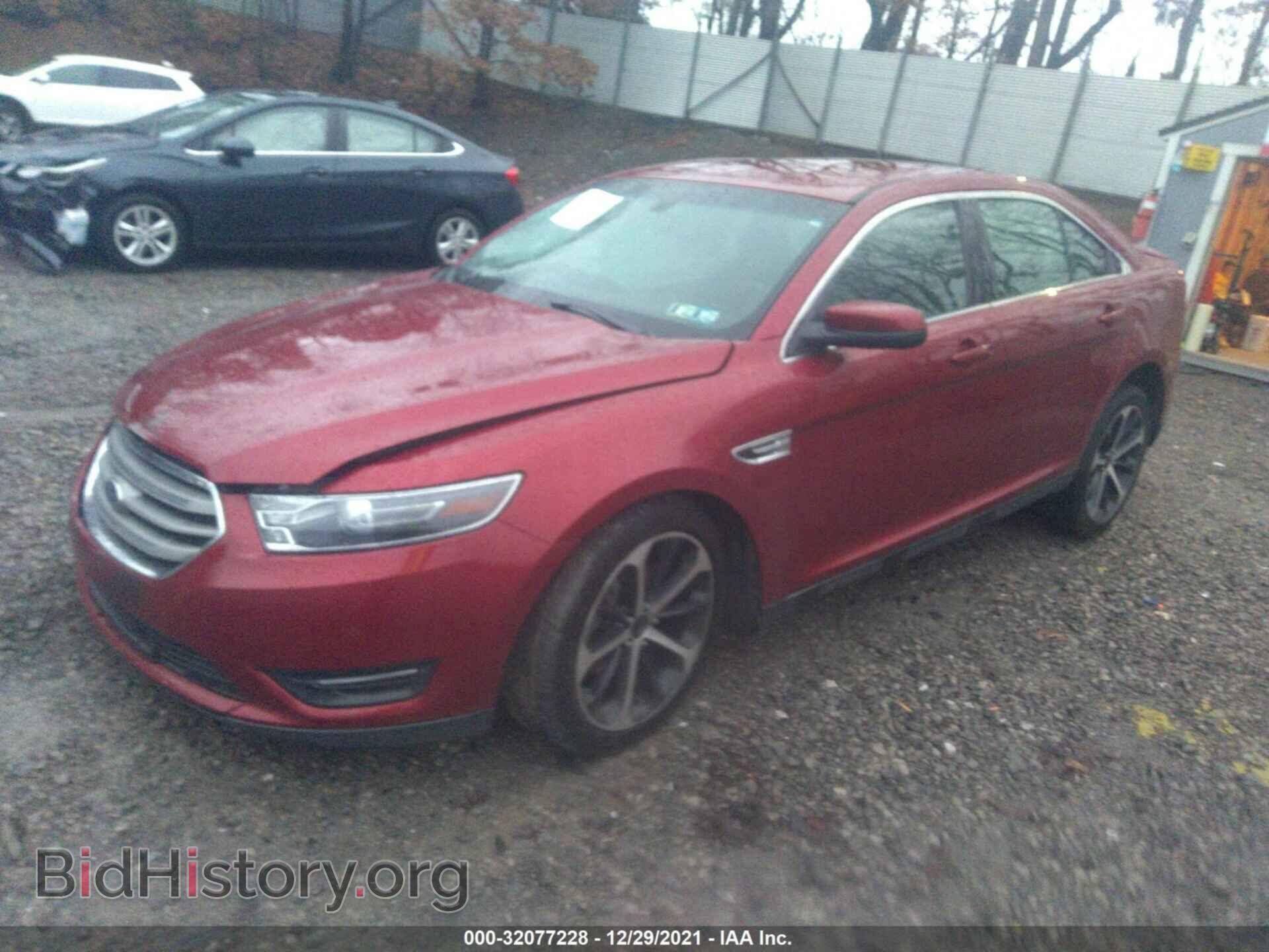 2015 FORD TAURUS - VIN: 1FAHP2H80FG148255 - Фото 2