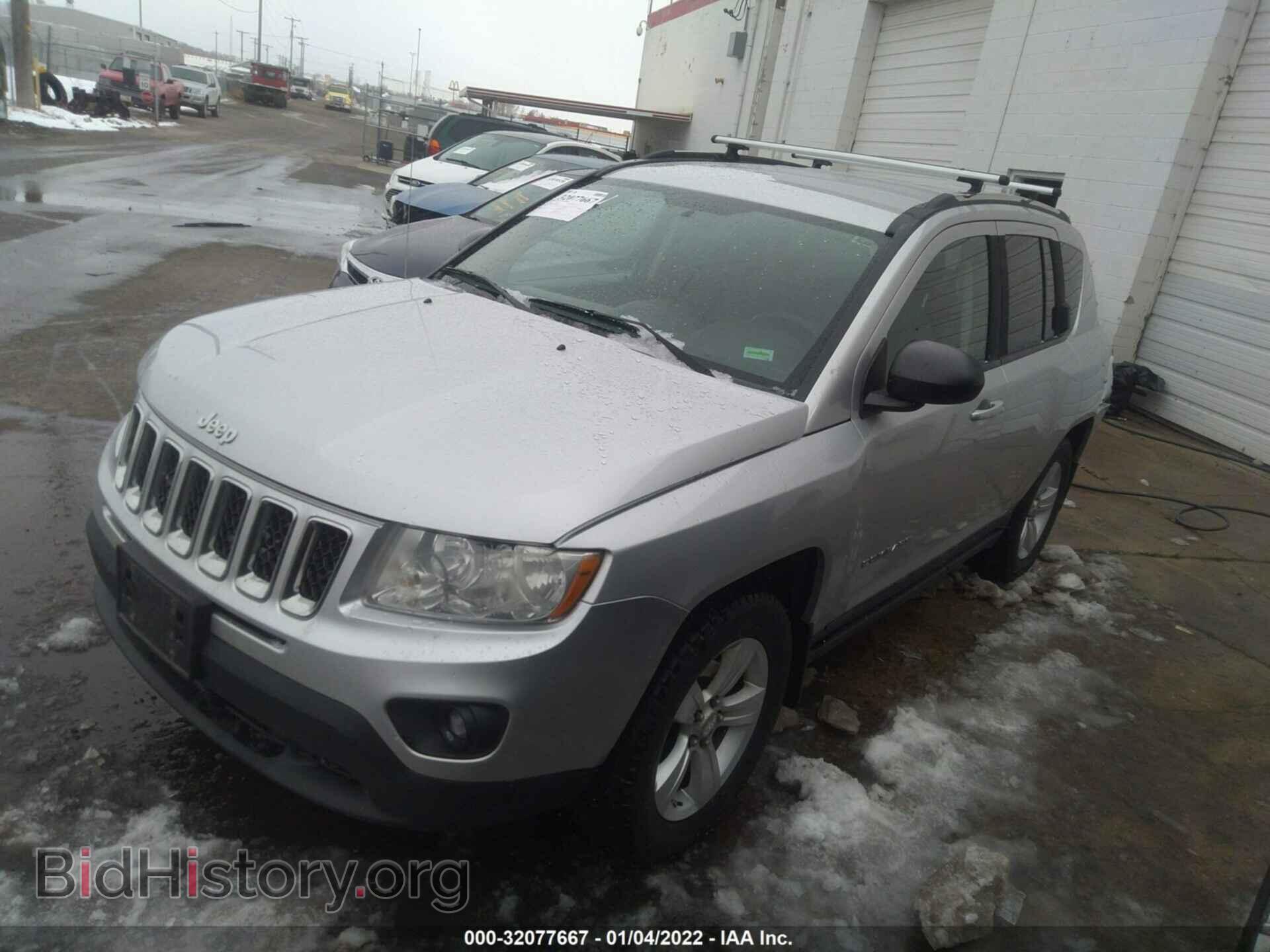 2011 JEEP COMPASS - VIN: 1J4NF1FB0BD258088 - Фото 2