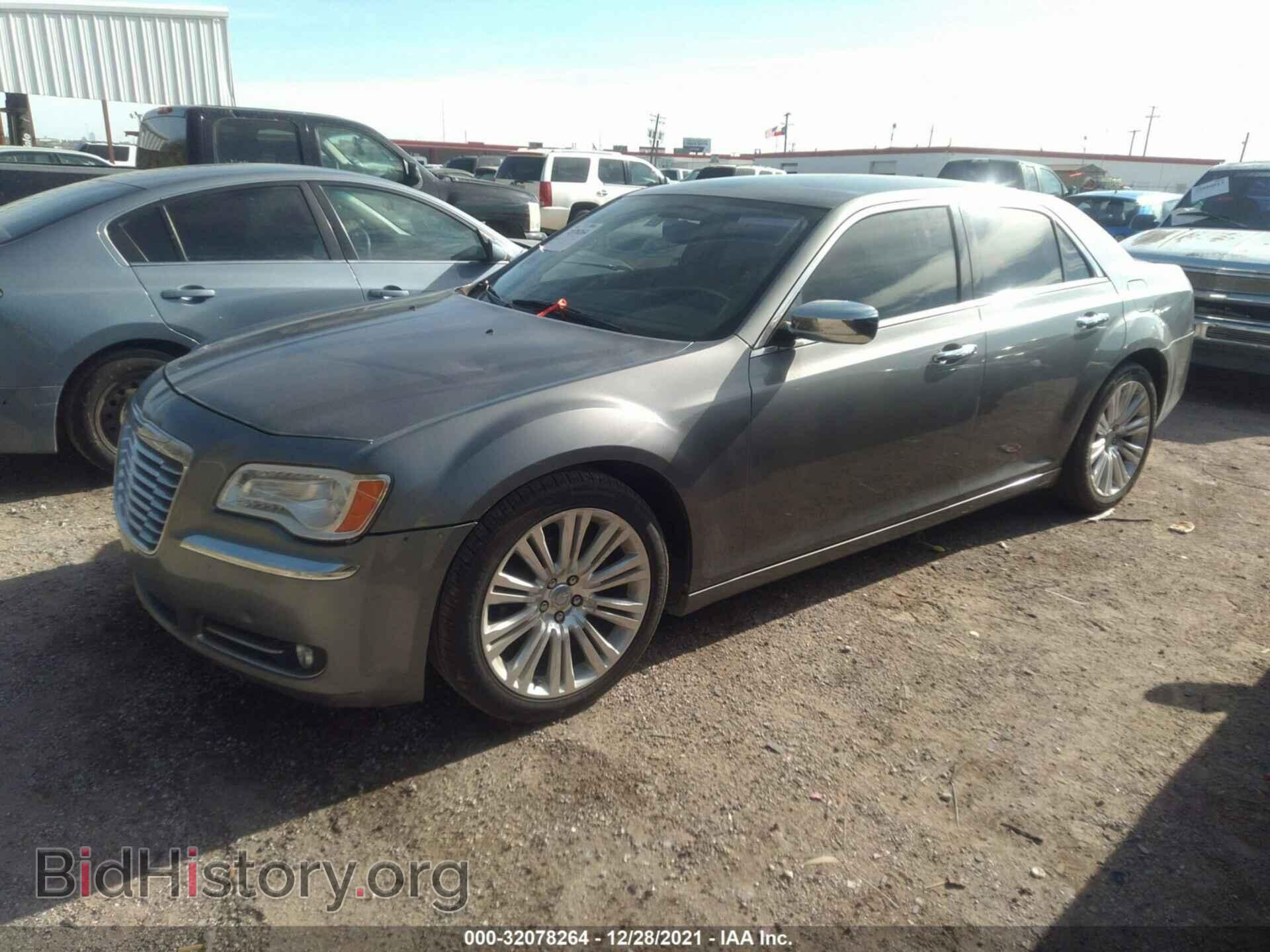 2012 CHRYSLER 300 - VIN: 2C3CCACG6CH192189 - Фото 2