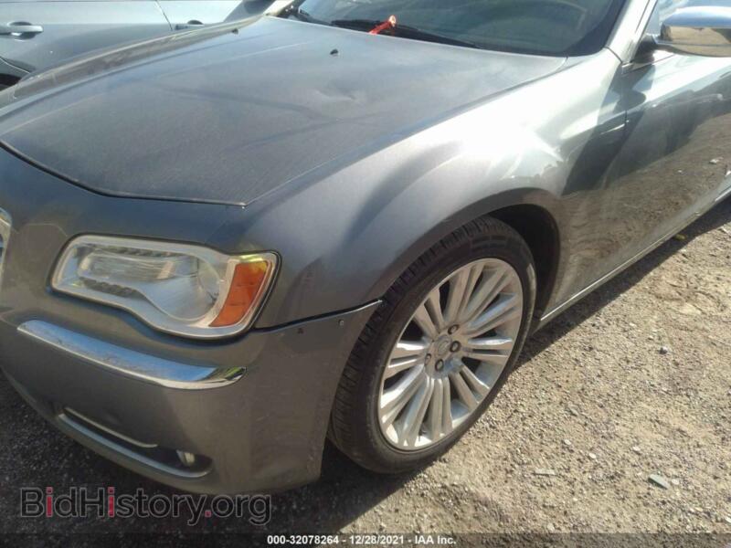 2012 Chrysler 300 (VIN 2C3CCACG6CH192189) — photo 6 of 11