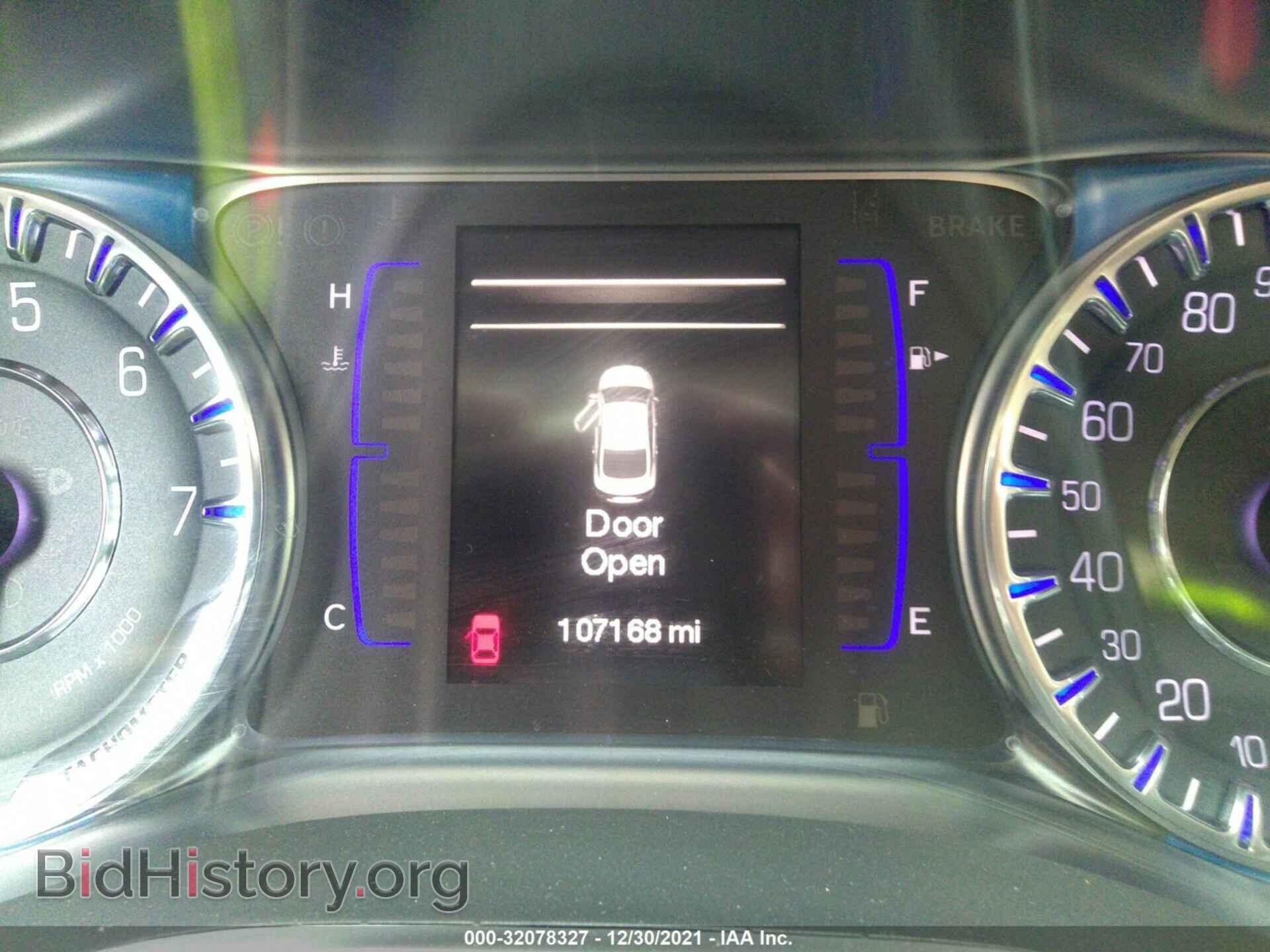 2015 CHRYSLER 200 - VIN: 1C3CCCAB1FN648372 - Фото 7