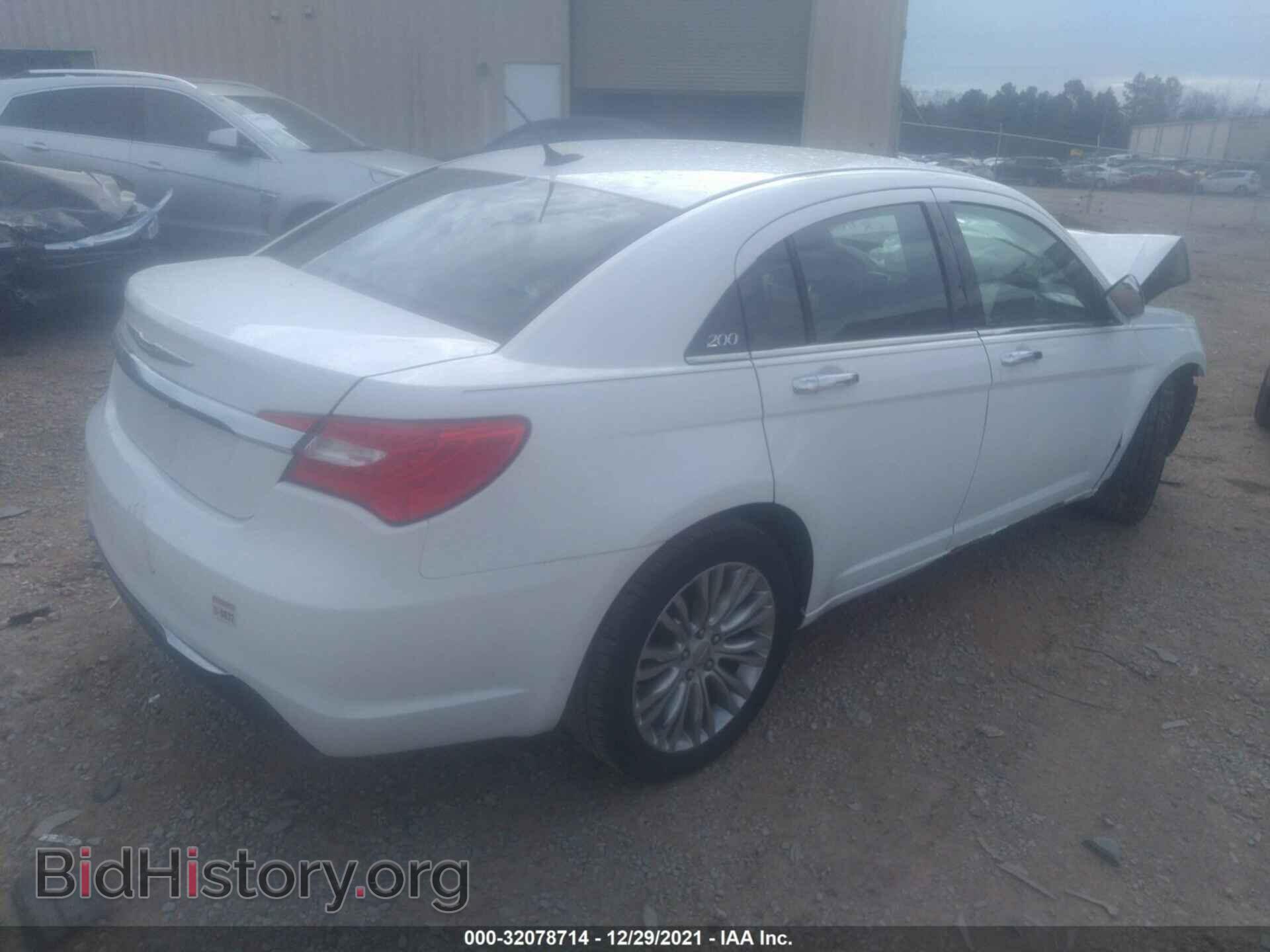 2013 CHRYSLER 200 - VIN: 1C3CCBCG5DN574826 - Фото 4