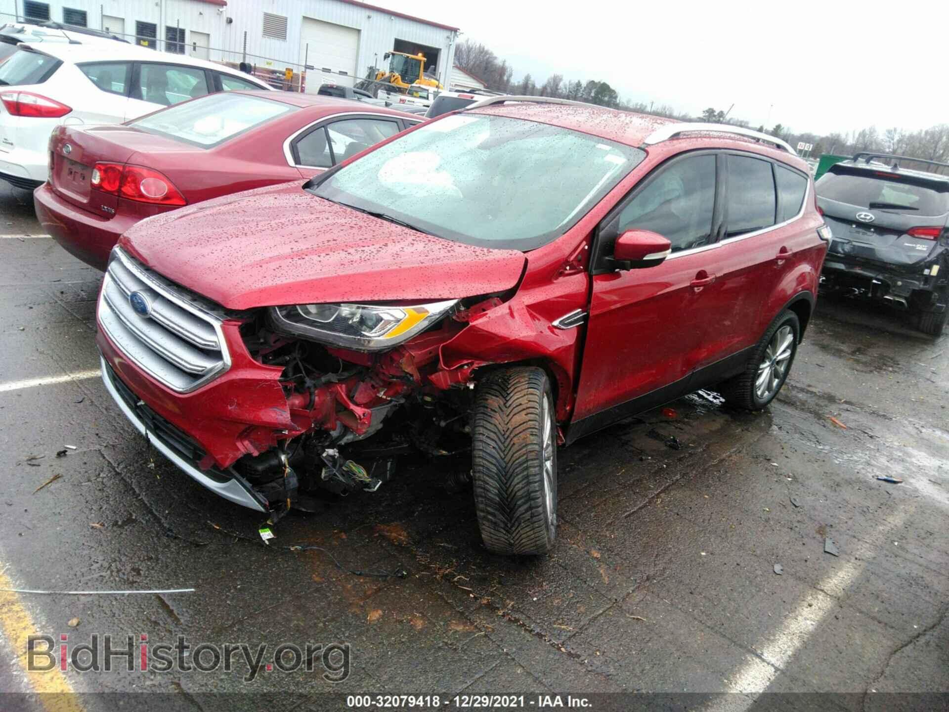2017 FORD ESCAPE - VIN: 1FMCU9J90HUE29643 - Фото 2