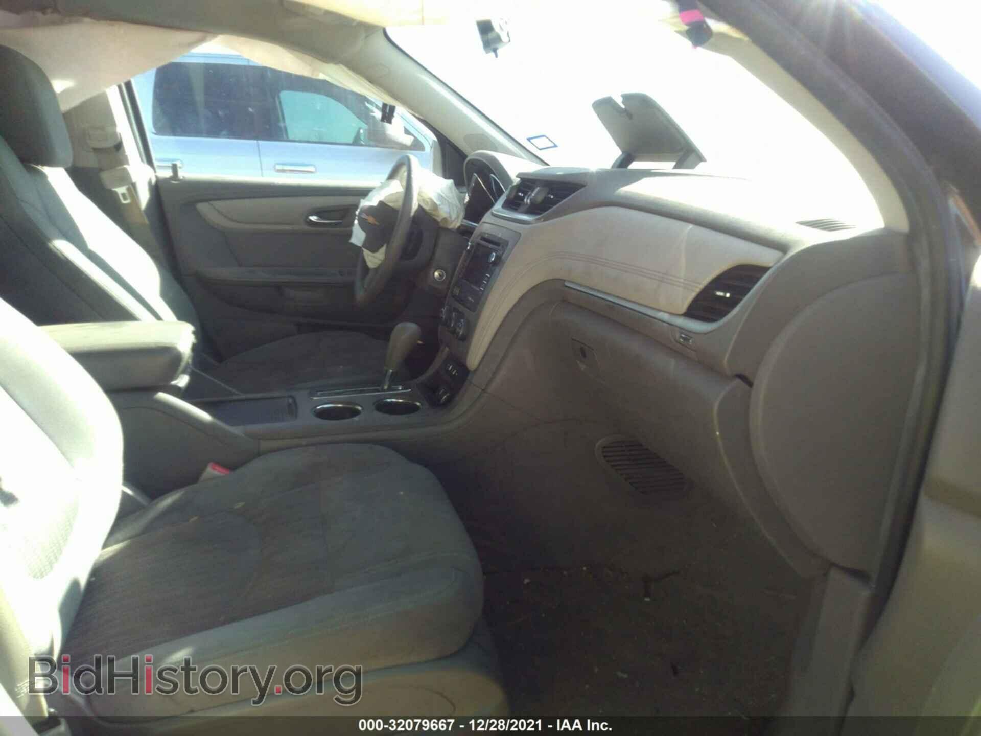 2016 CHEVROLET TRAVERSE - VIN: 1GNKRFKD6GJ213211 - Фото 5