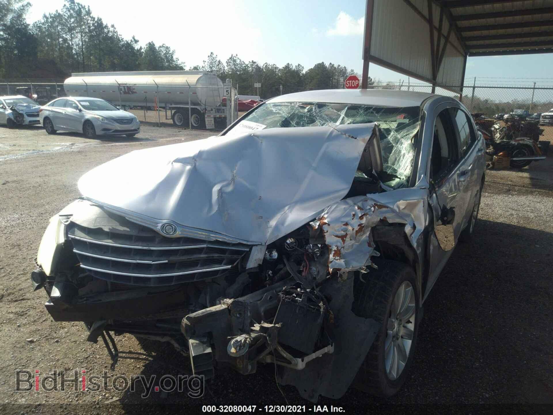 2010 CHRYSLER SEBRING - VIN: 1C3CC5FB8AN208713 - Фото 6