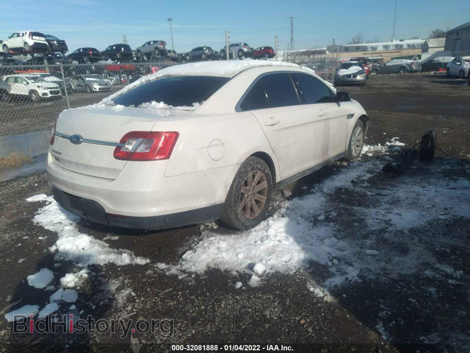 2011 FORD TAURUS - VIN: 1FAHP2DW0BG184929 - Photo 4