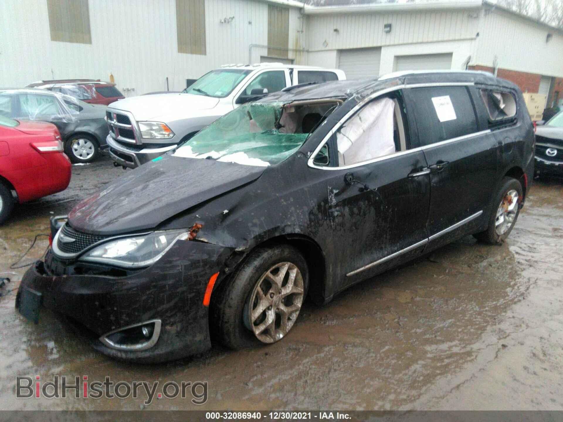2017 CHRYSLER PACIFICA - VIN: 2C4RC1EG7HR628293 - Фото 2