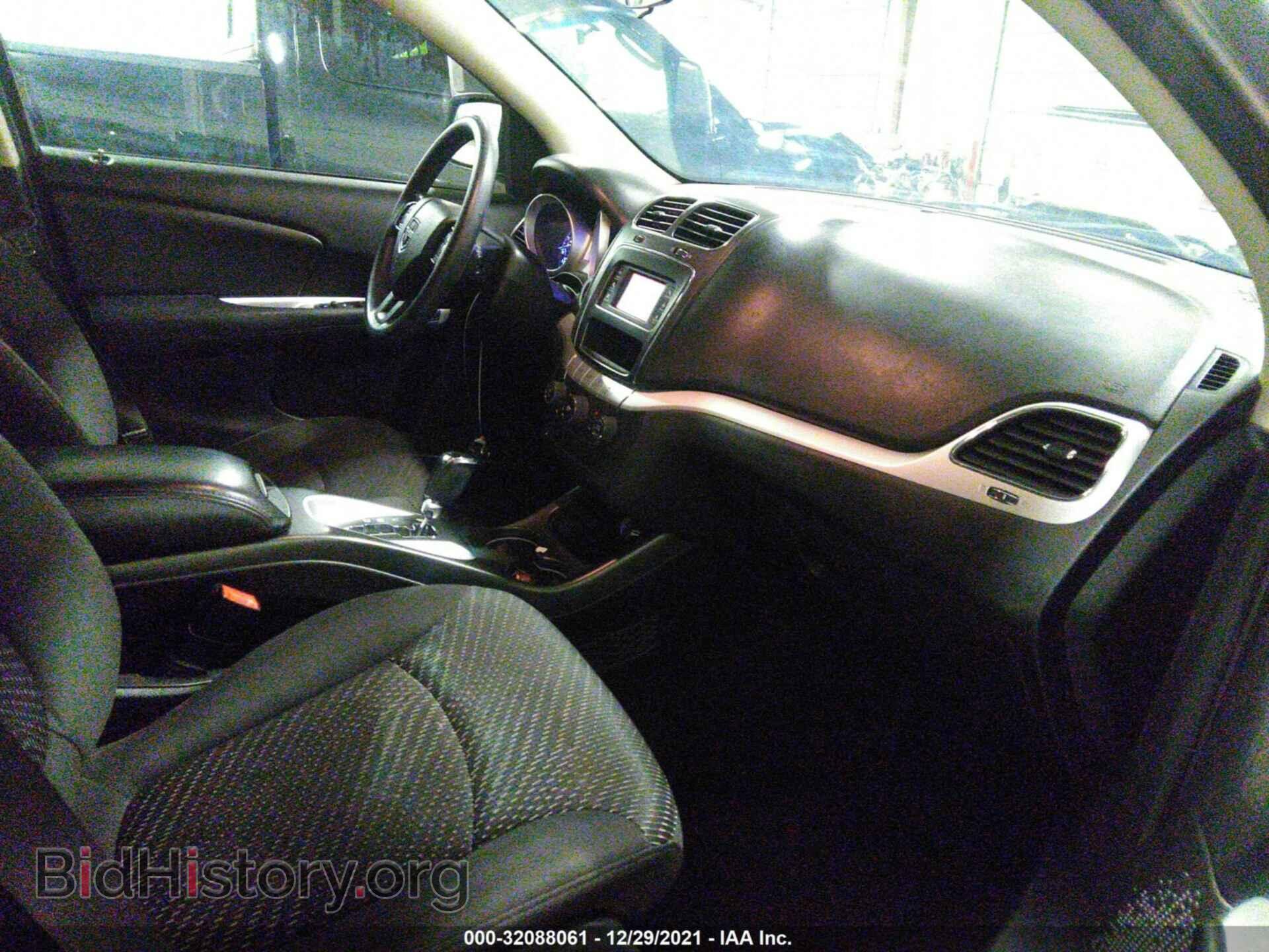 2016 DODGE JOURNEY - VIN: 3C4PDCBG3GT156237 - Фото 5