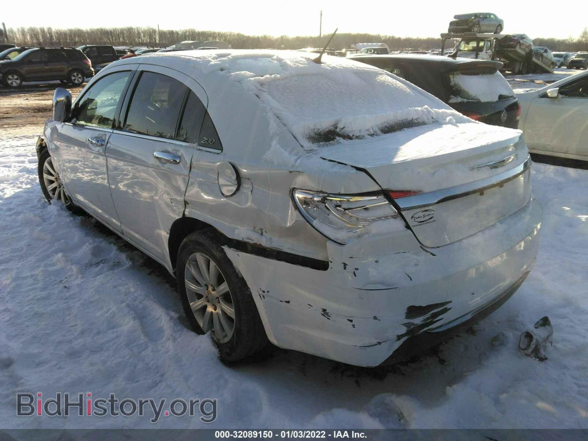 2013 CHRYSLER 200 - VIN: 1C3CCBCG1DN743997 - Фото 3