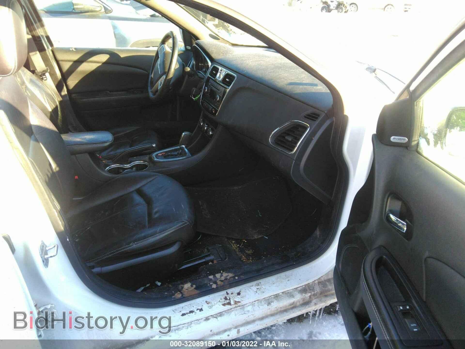 2013 CHRYSLER 200 - VIN: 1C3CCBCG1DN743997 - Фото 5