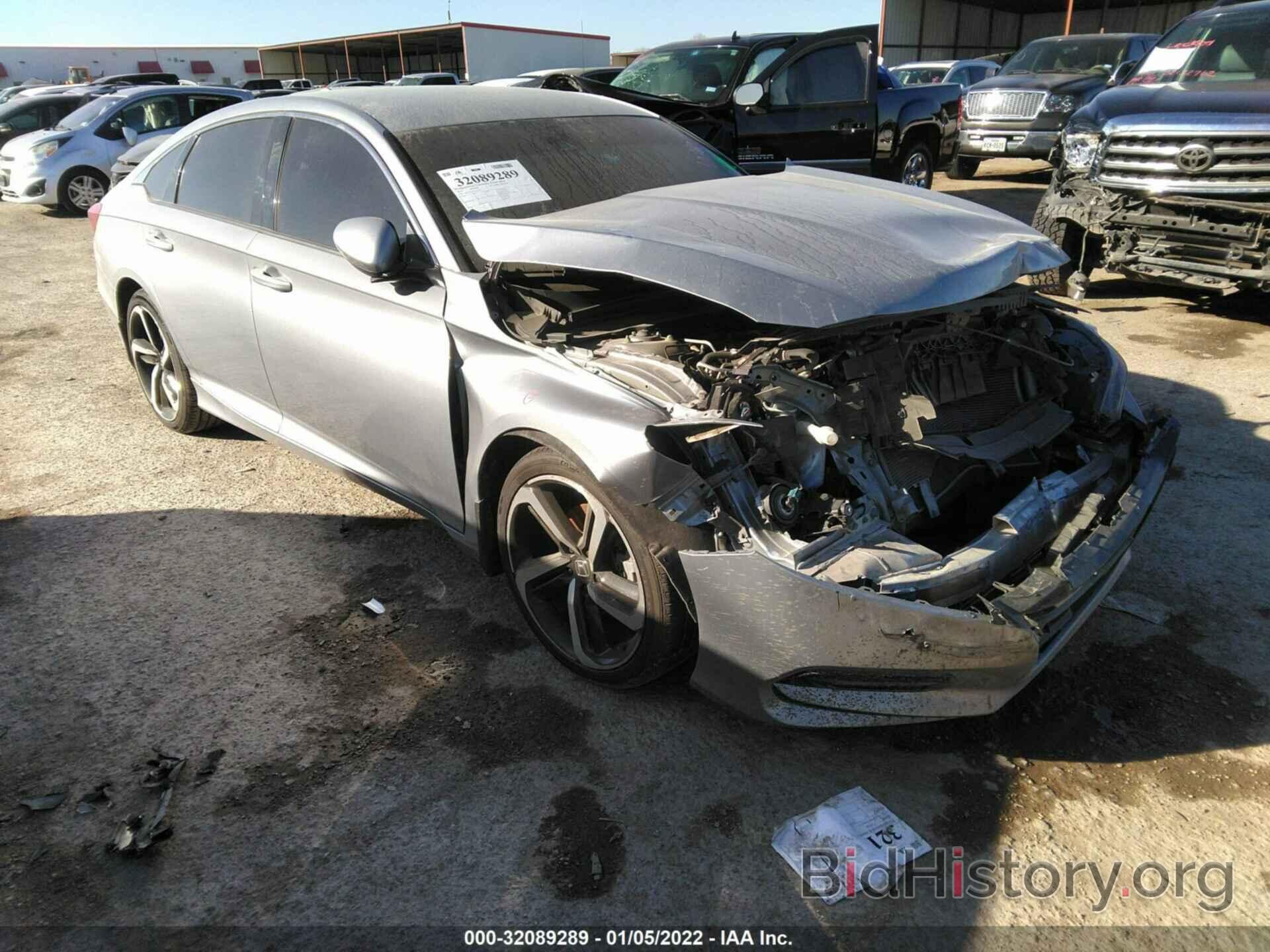 Photo 1HGCV1F38JA263727 - HONDA ACCORD SEDAN 2018