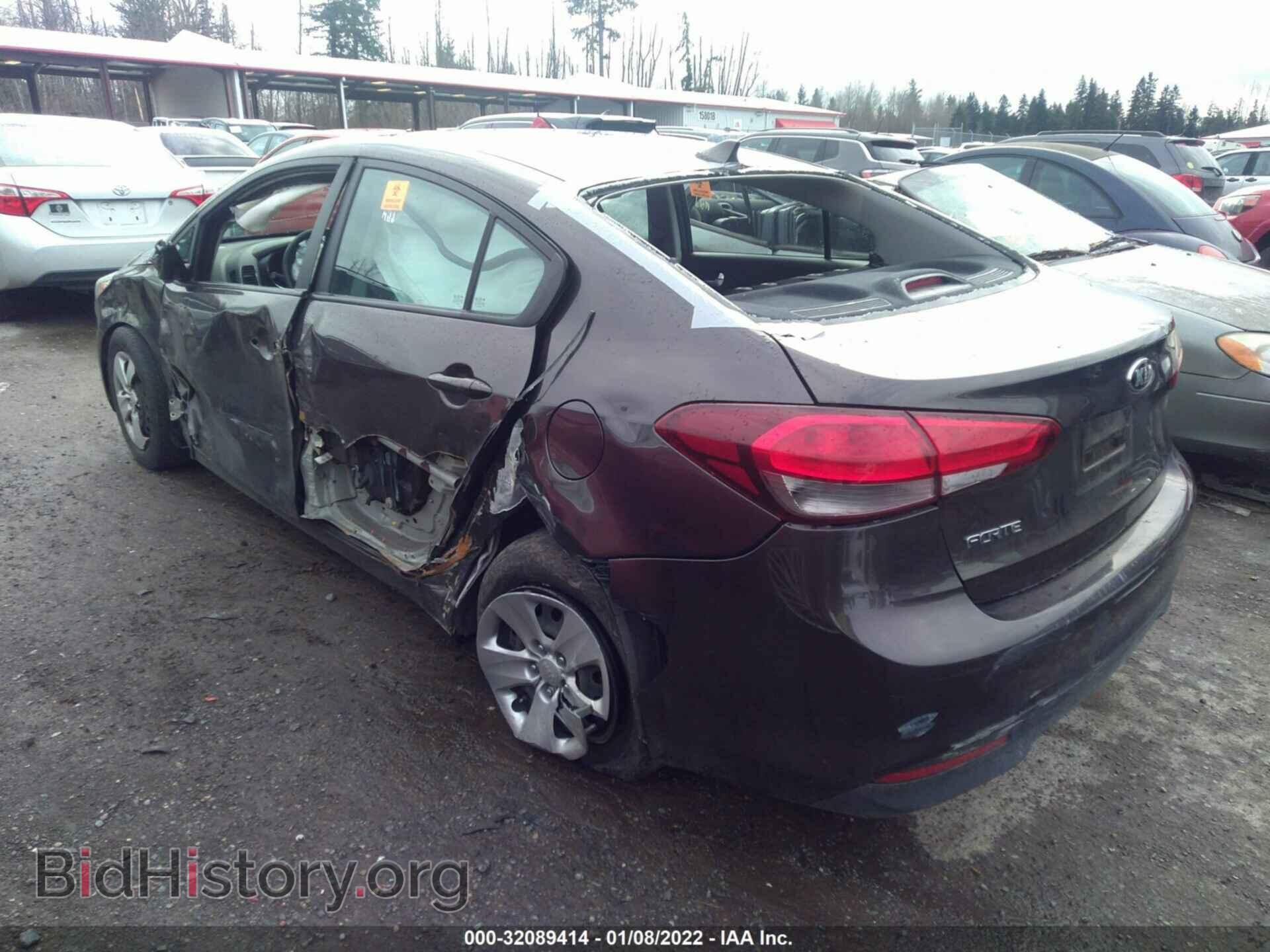 2017 KIA FORTE - VIN: 3KPFK4A77HE024452 - Фото 3