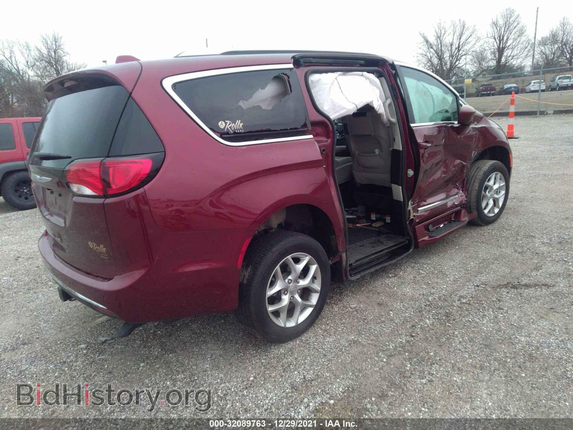 2019 CHRYSLER PACIFICA - VIN: 2C4RC1EG2KR708401 - Фото 4