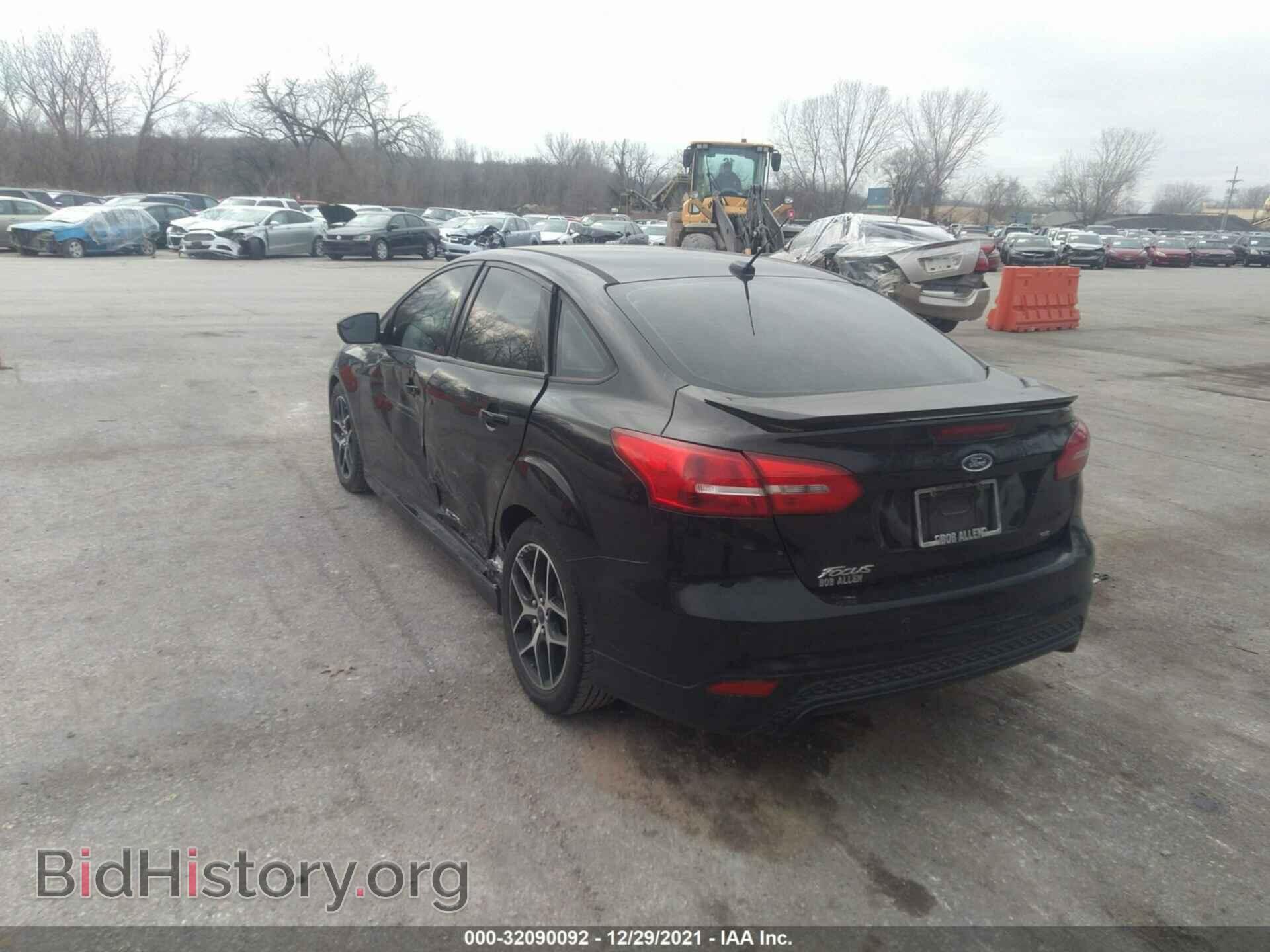 2016 FORD FOCUS - VIN: 1FADP3F26GL209457 - Фото 3