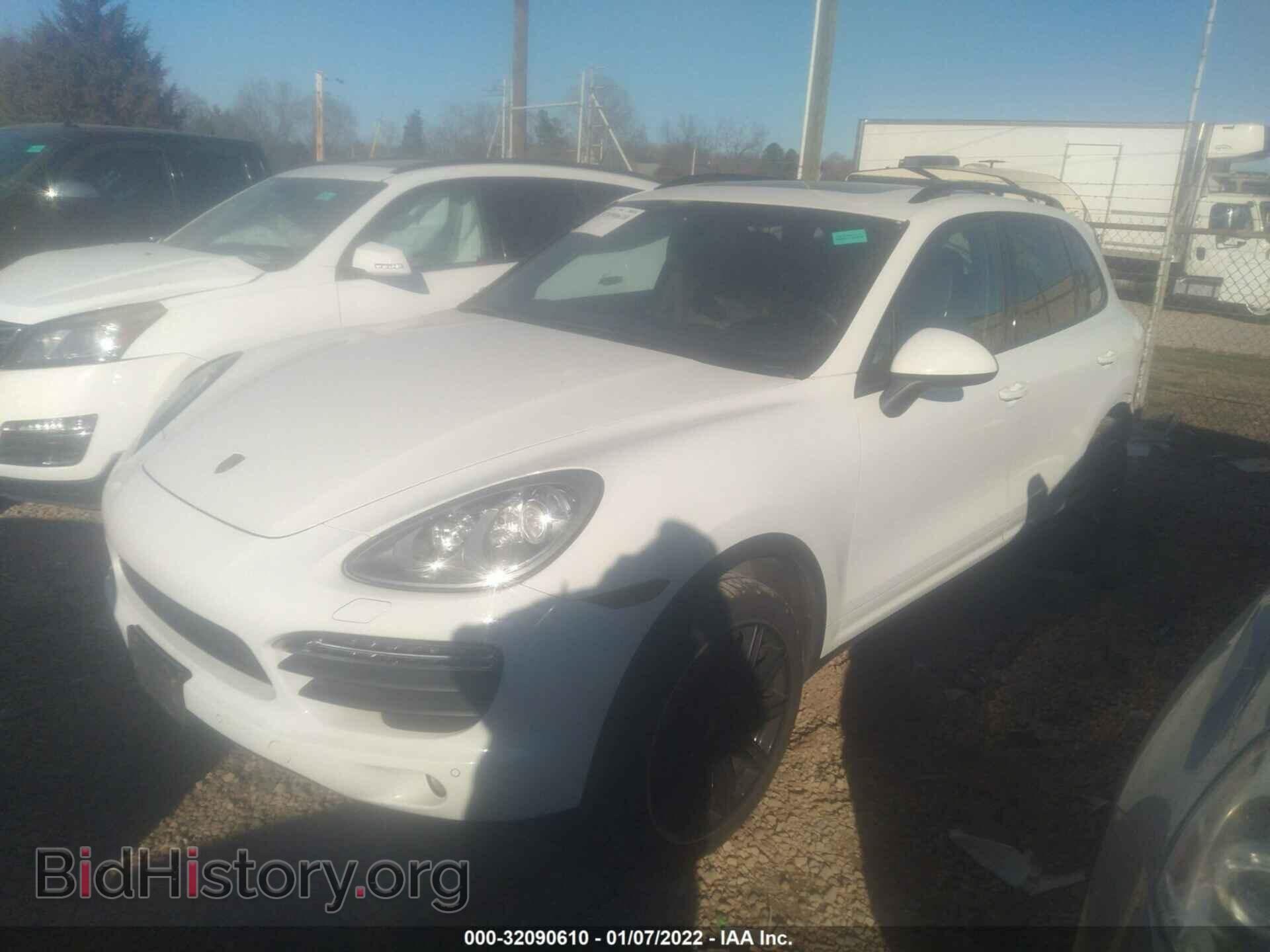 2013 PORSCHE CAYENNE - VIN: WP1AB2A24DLA85308 - Фото 2